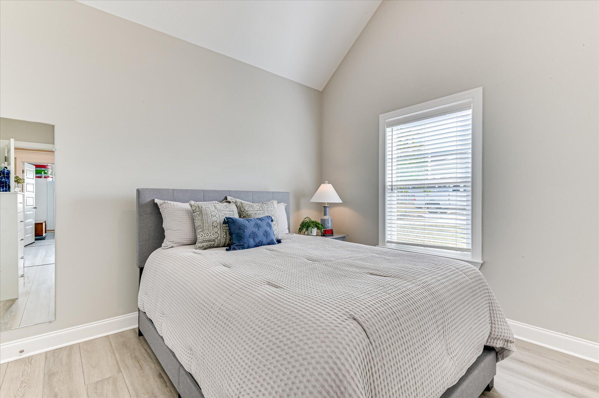 932 Sandpiper Crossing
