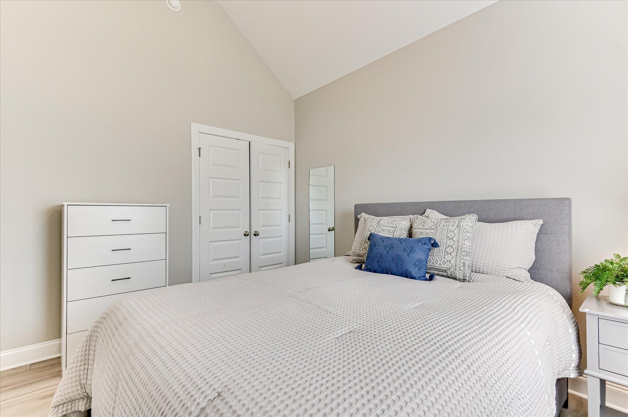 932 Sandpiper Crossing