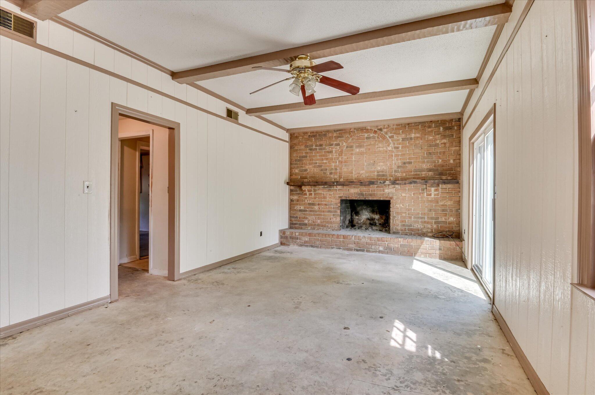 862 Brookfield Parkway