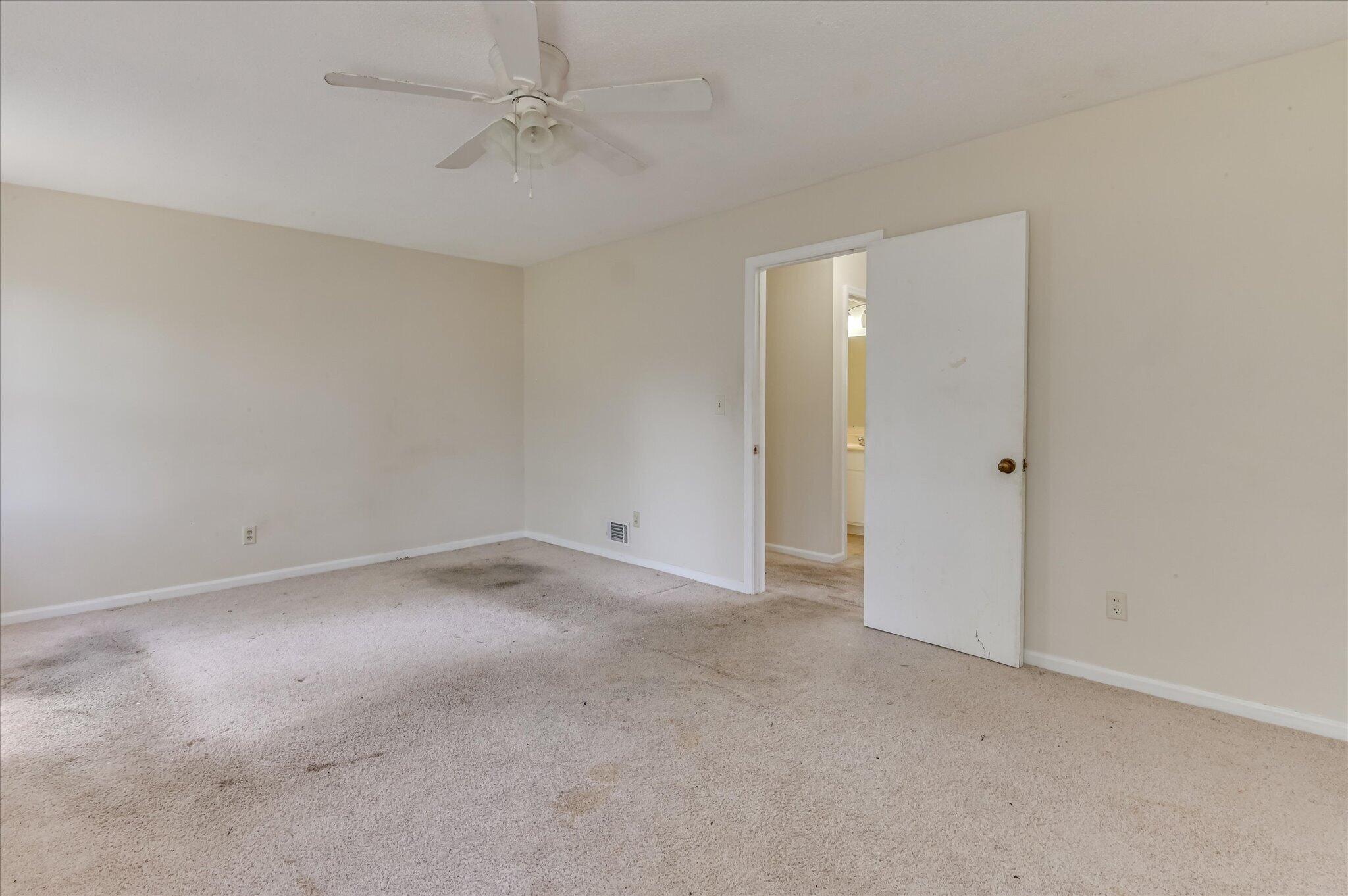 862 Brookfield Parkway