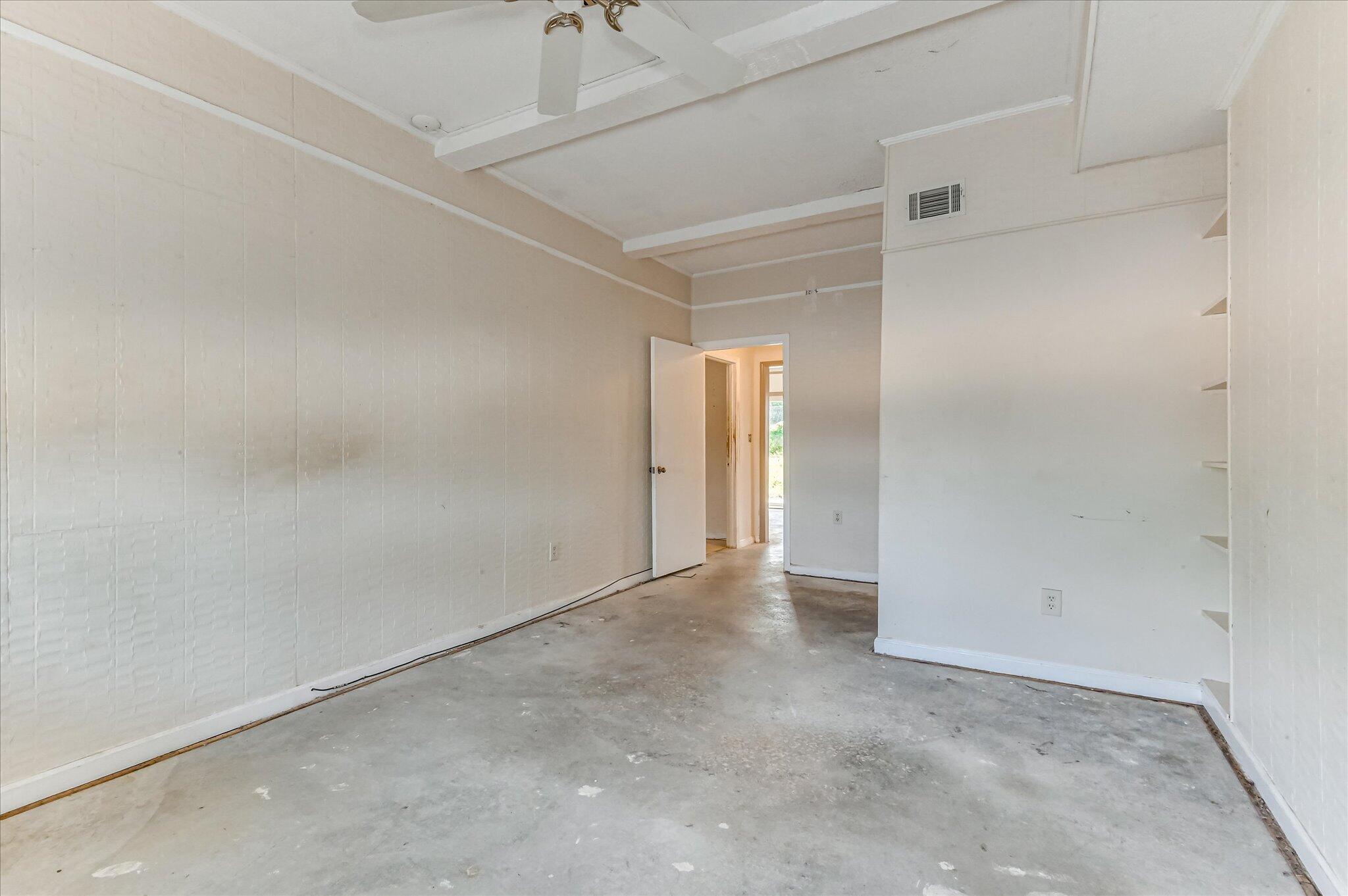 862 Brookfield Parkway