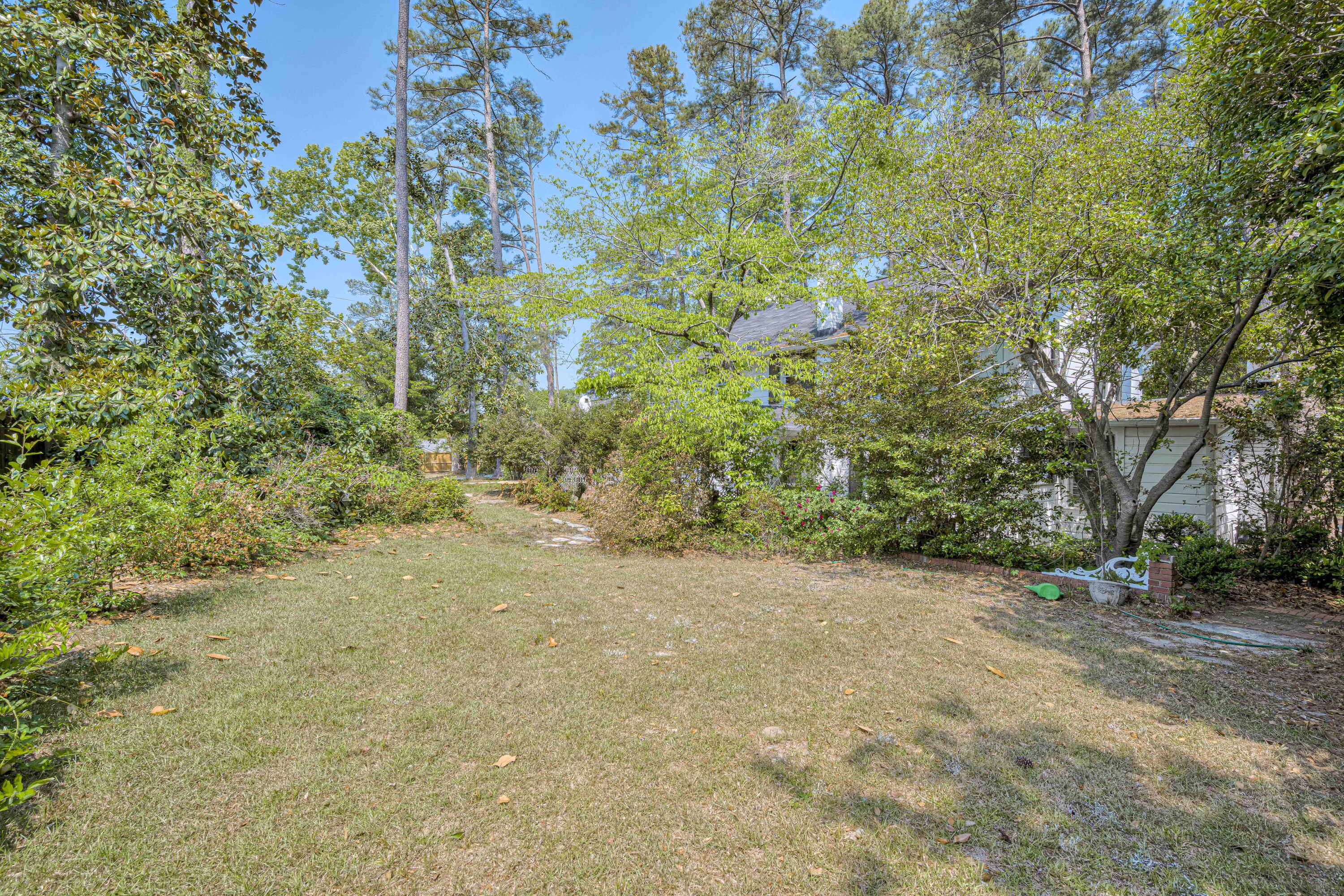 3012 Walton Way