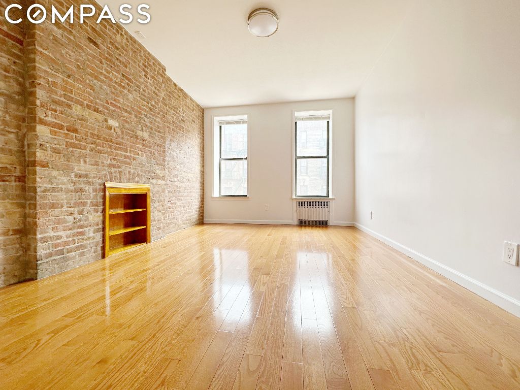 75 Madison Street 8