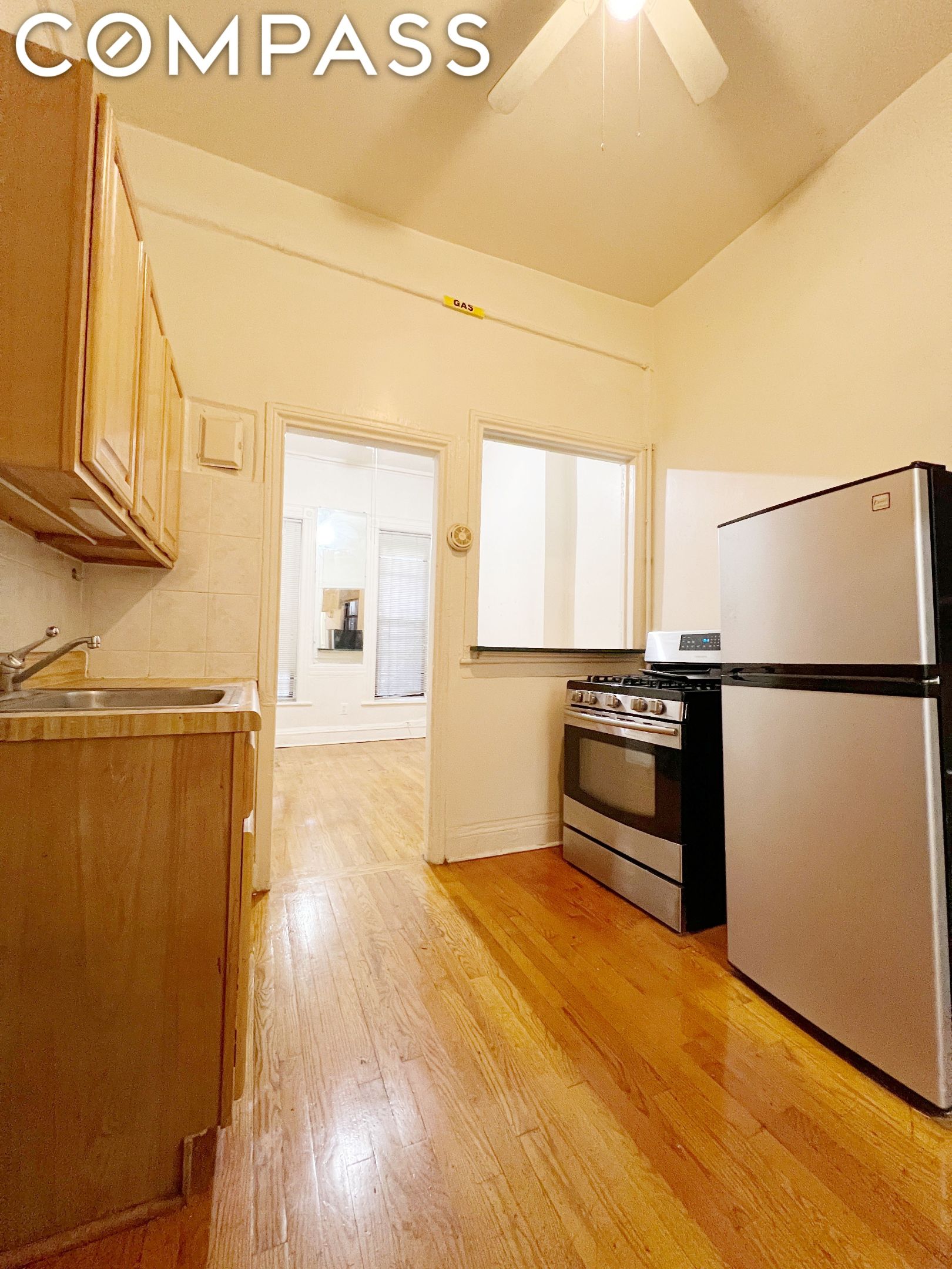 404 E 73rd Street 2