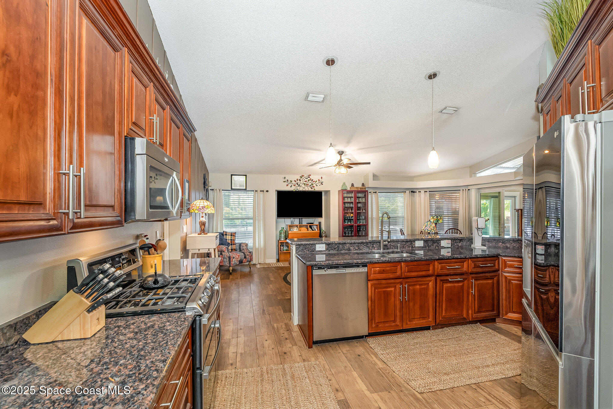 2461 Wolf Creek Drive