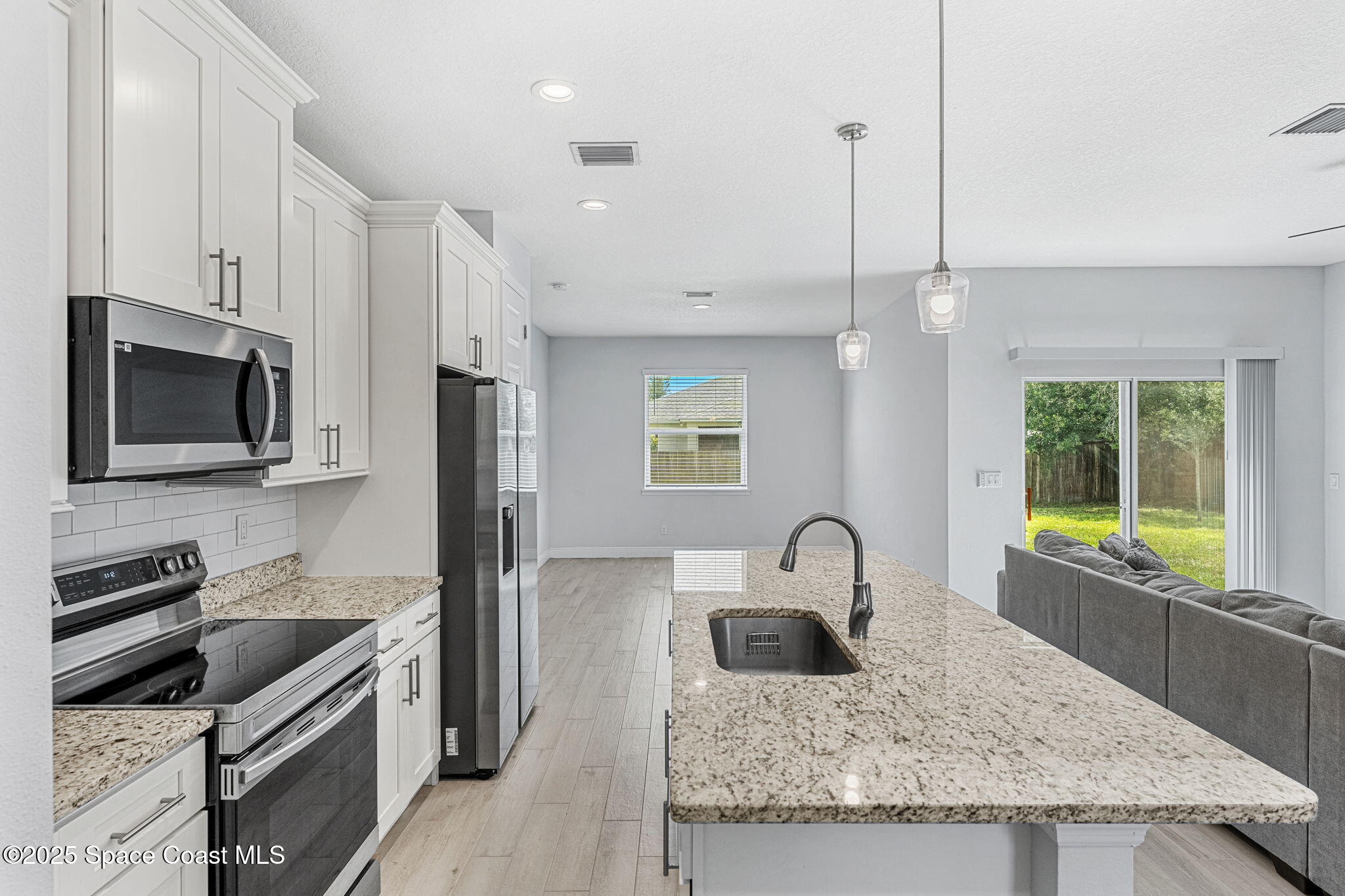 443 Archer Road SE