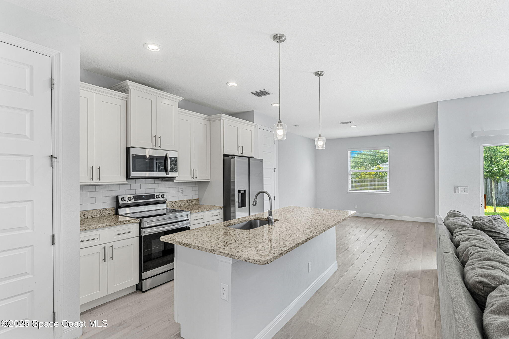 443 Archer Road SE