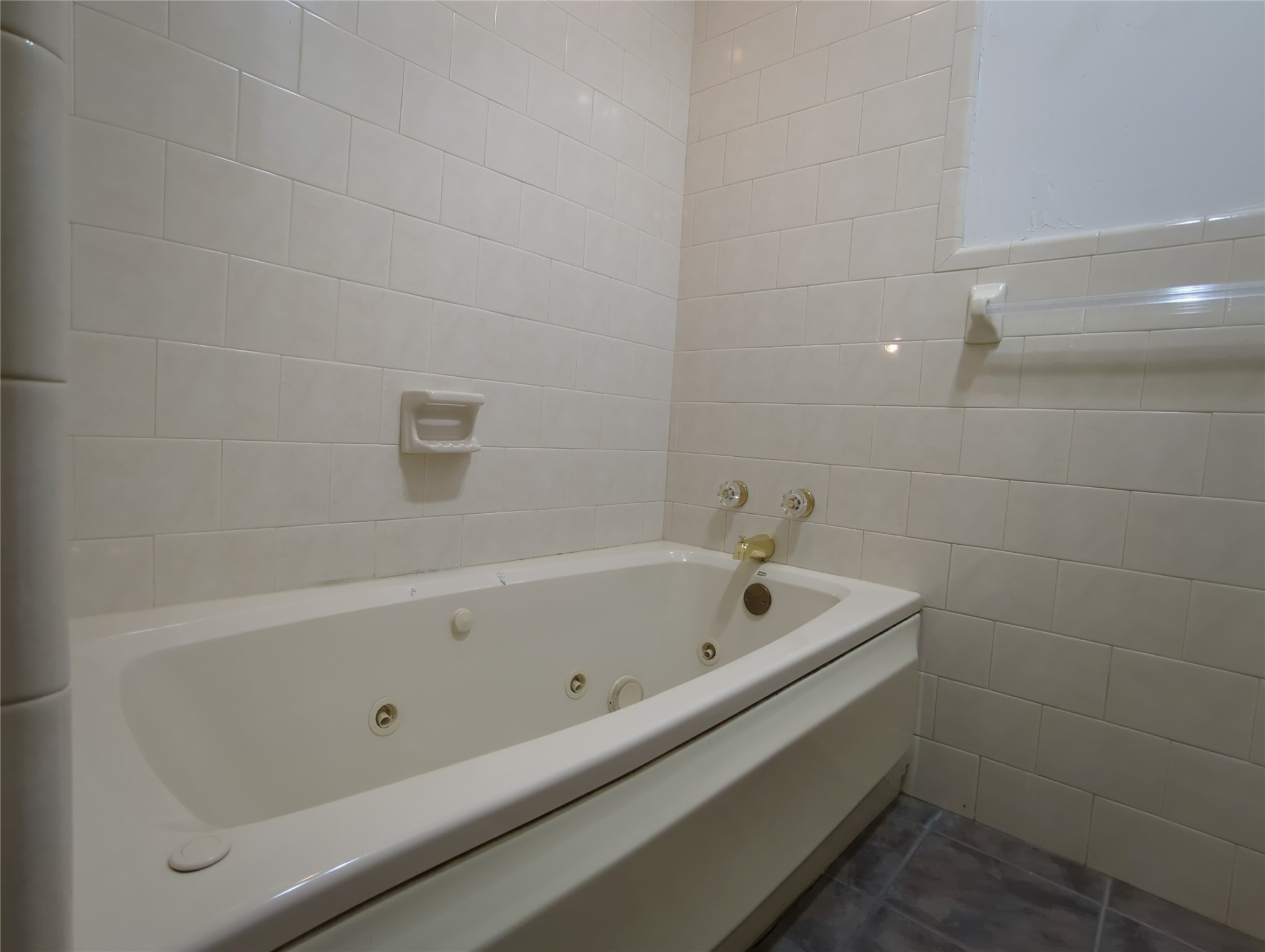 9115 Boedeker Circle