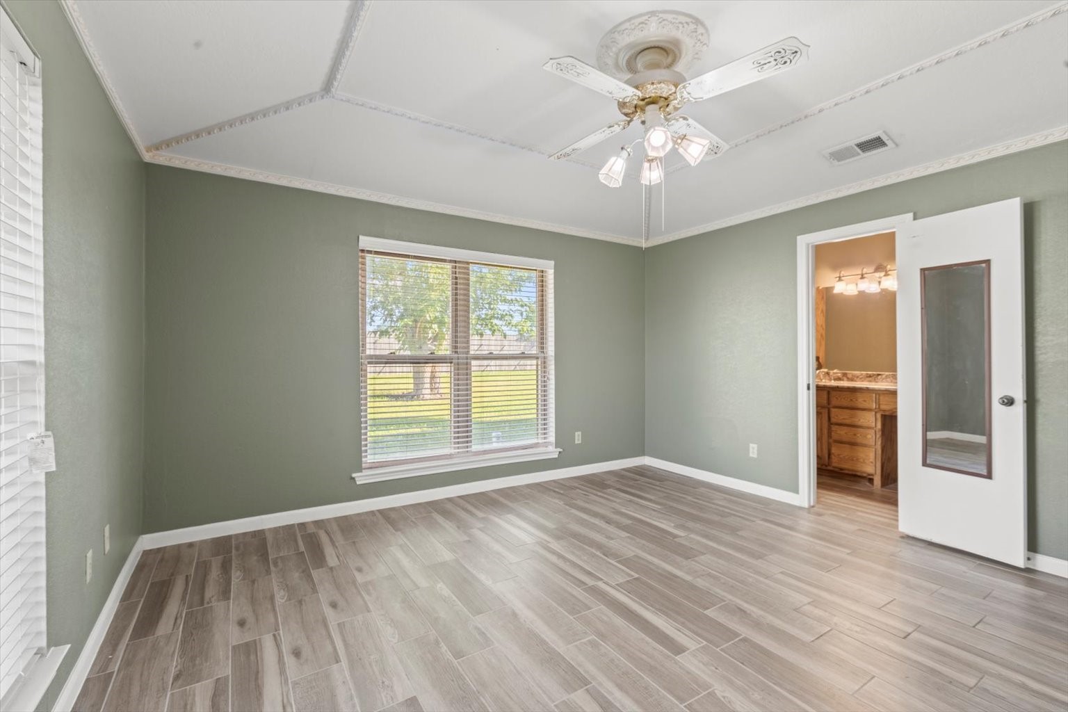 443 Wolf Run Court