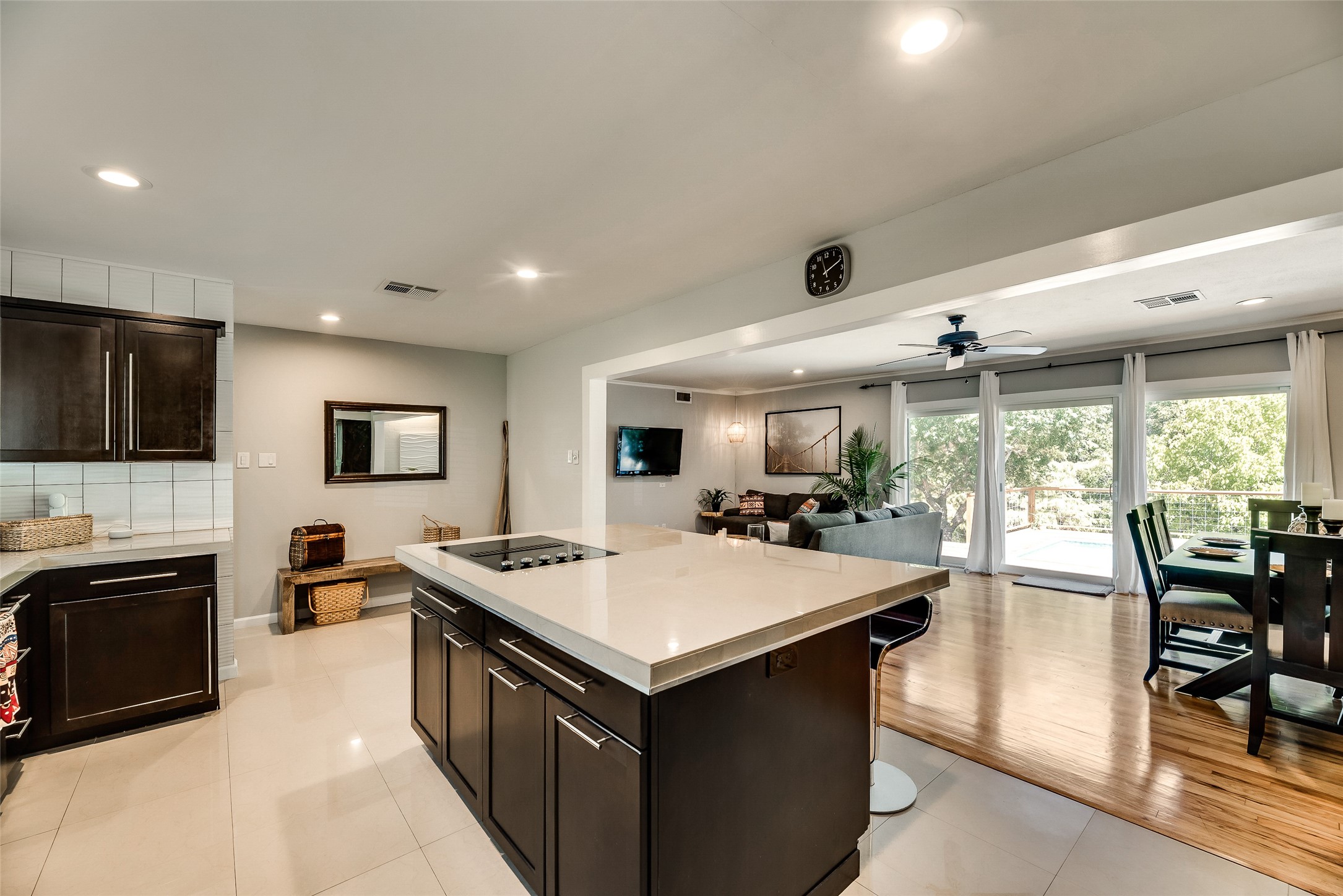 926 NW 8th Street
