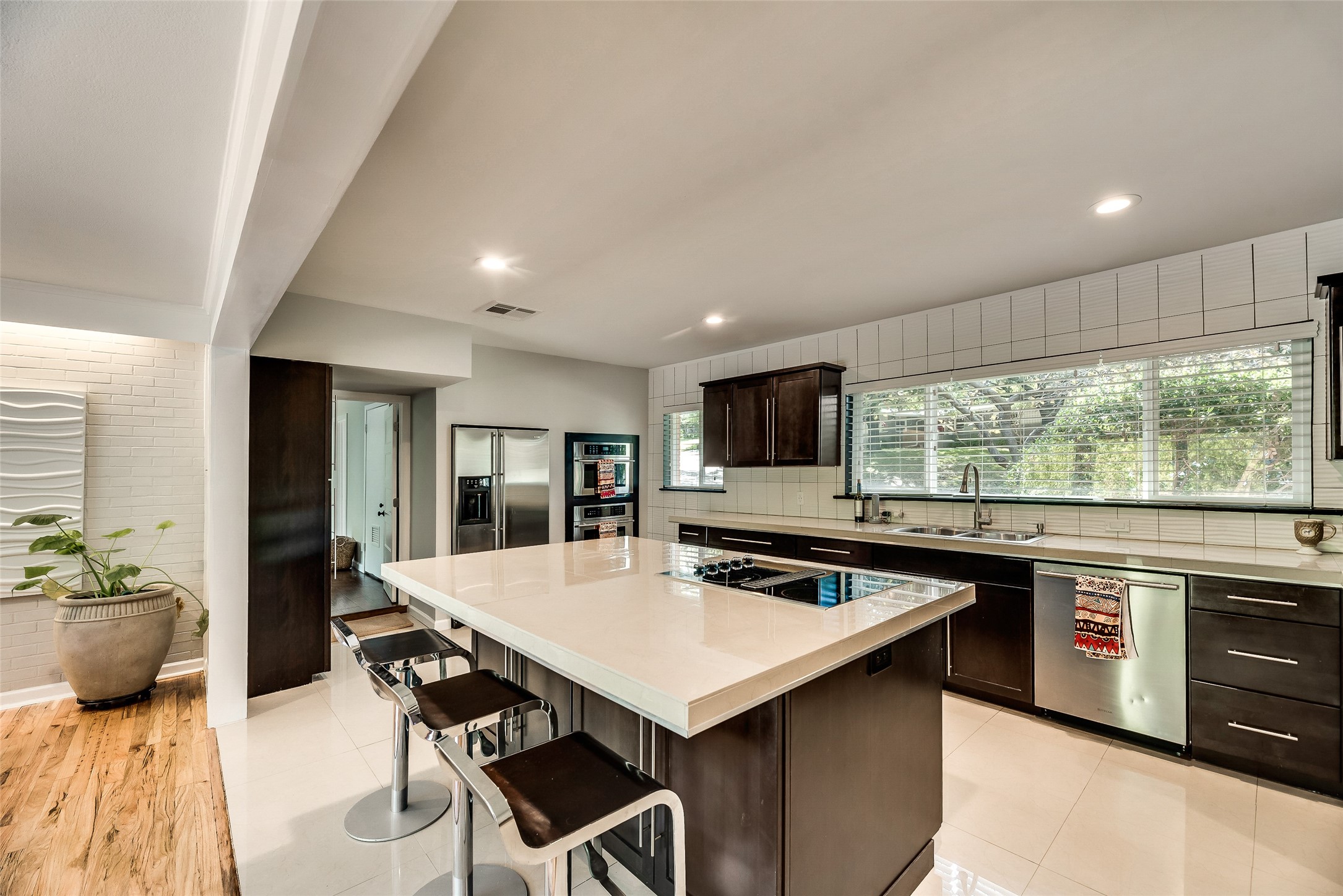 926 NW 8th Street