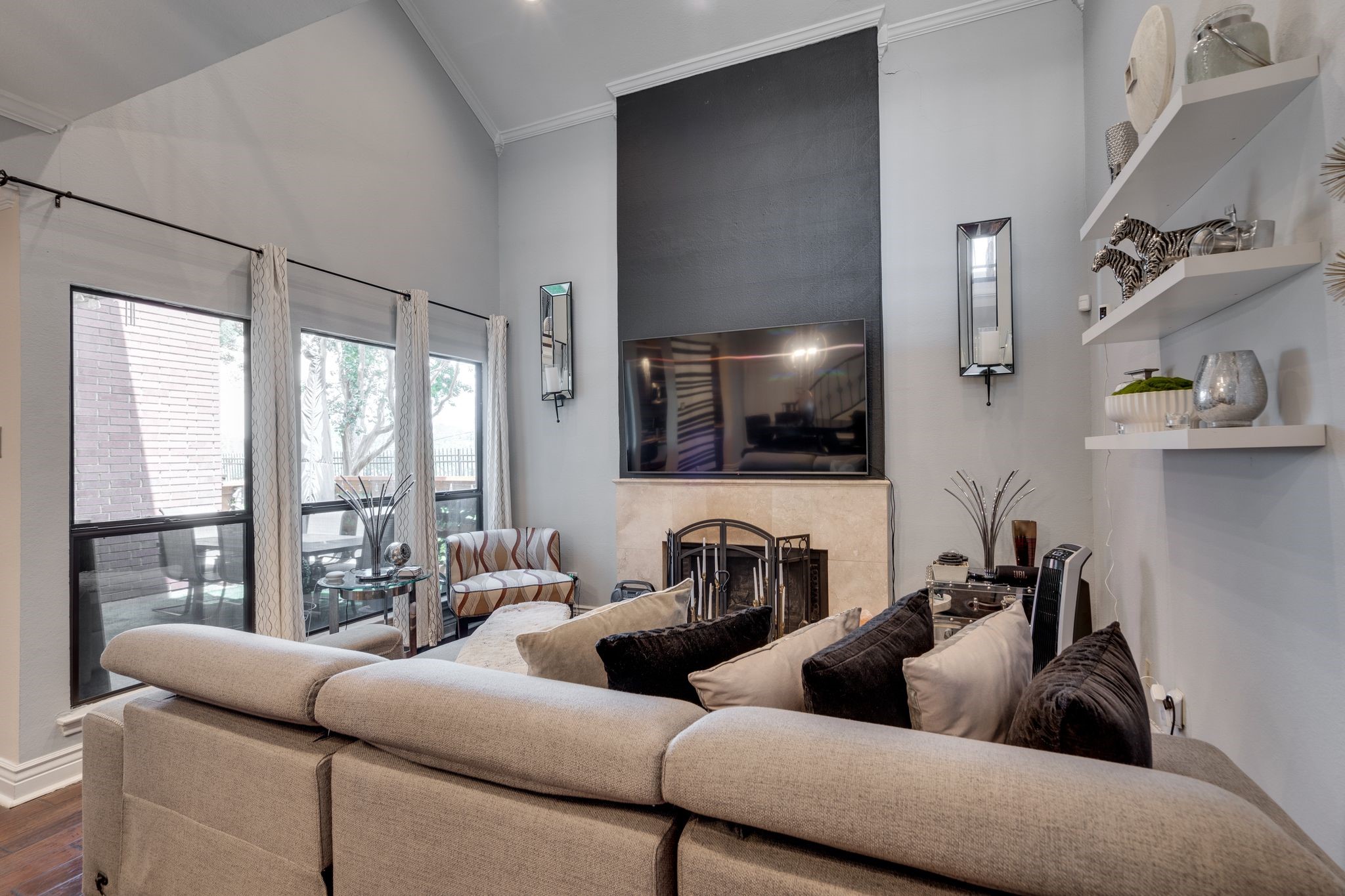 8404 Forest Lane 304