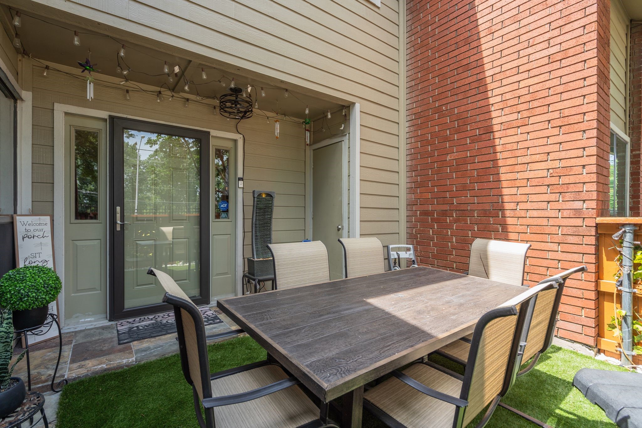 8404 Forest Lane 304