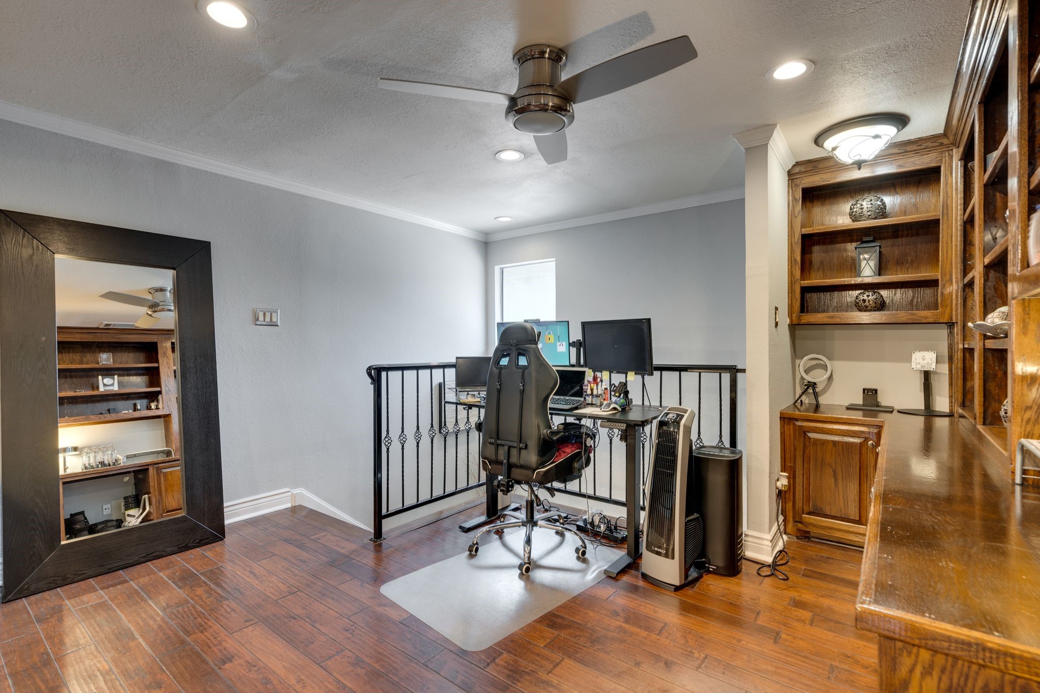 8404 Forest Lane 304