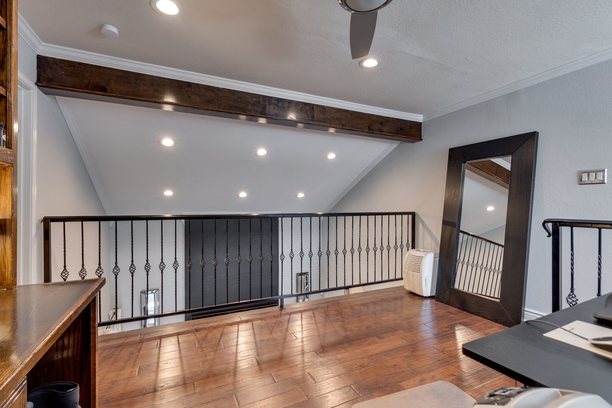 8404 Forest Lane 304