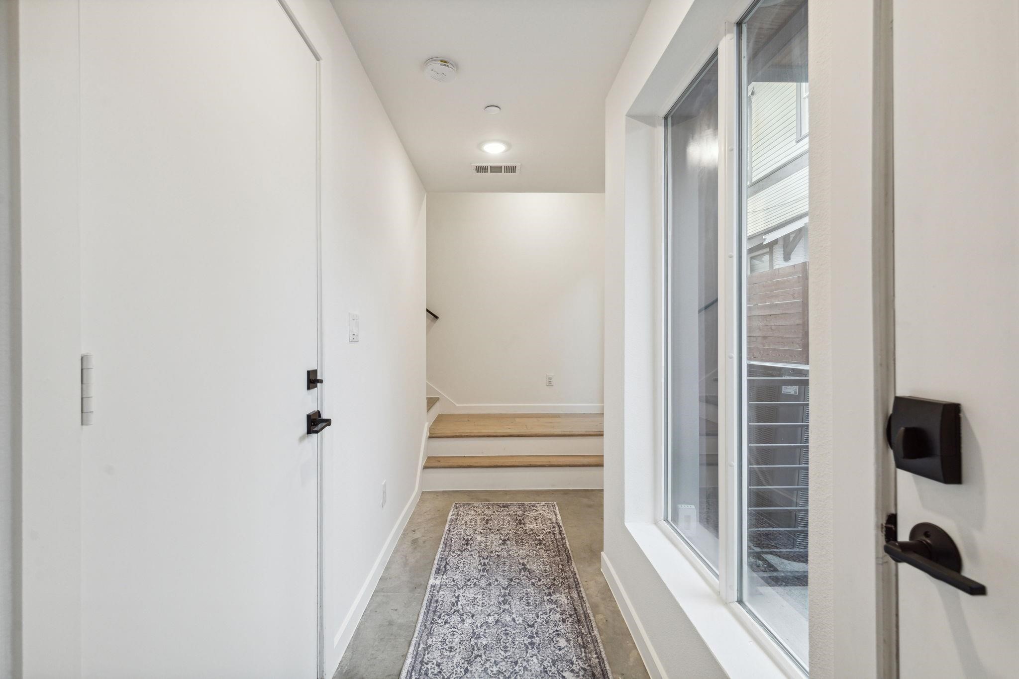 1507 N Garrett Avenue 201