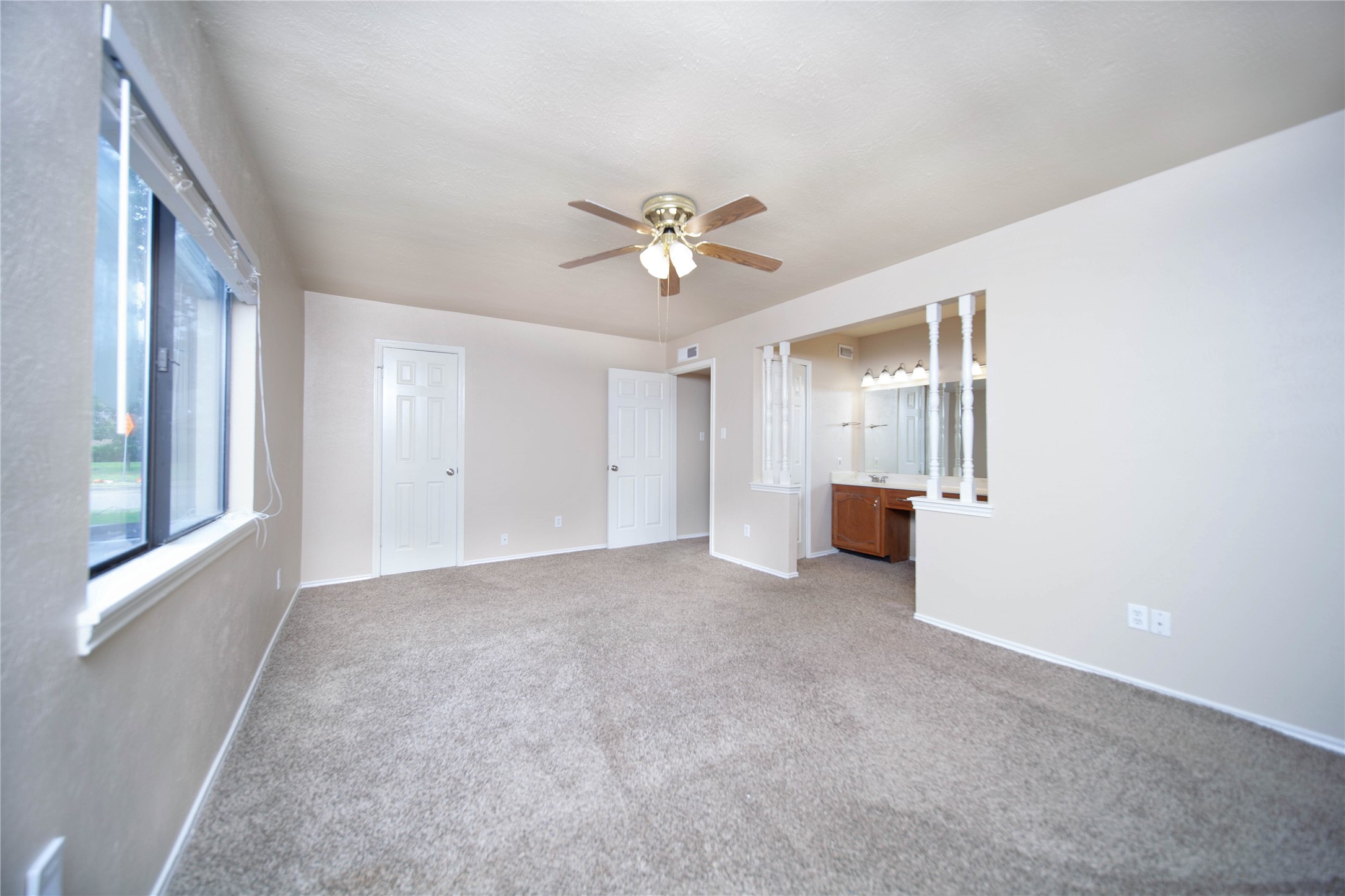 1308 Rivercrest Boulevard