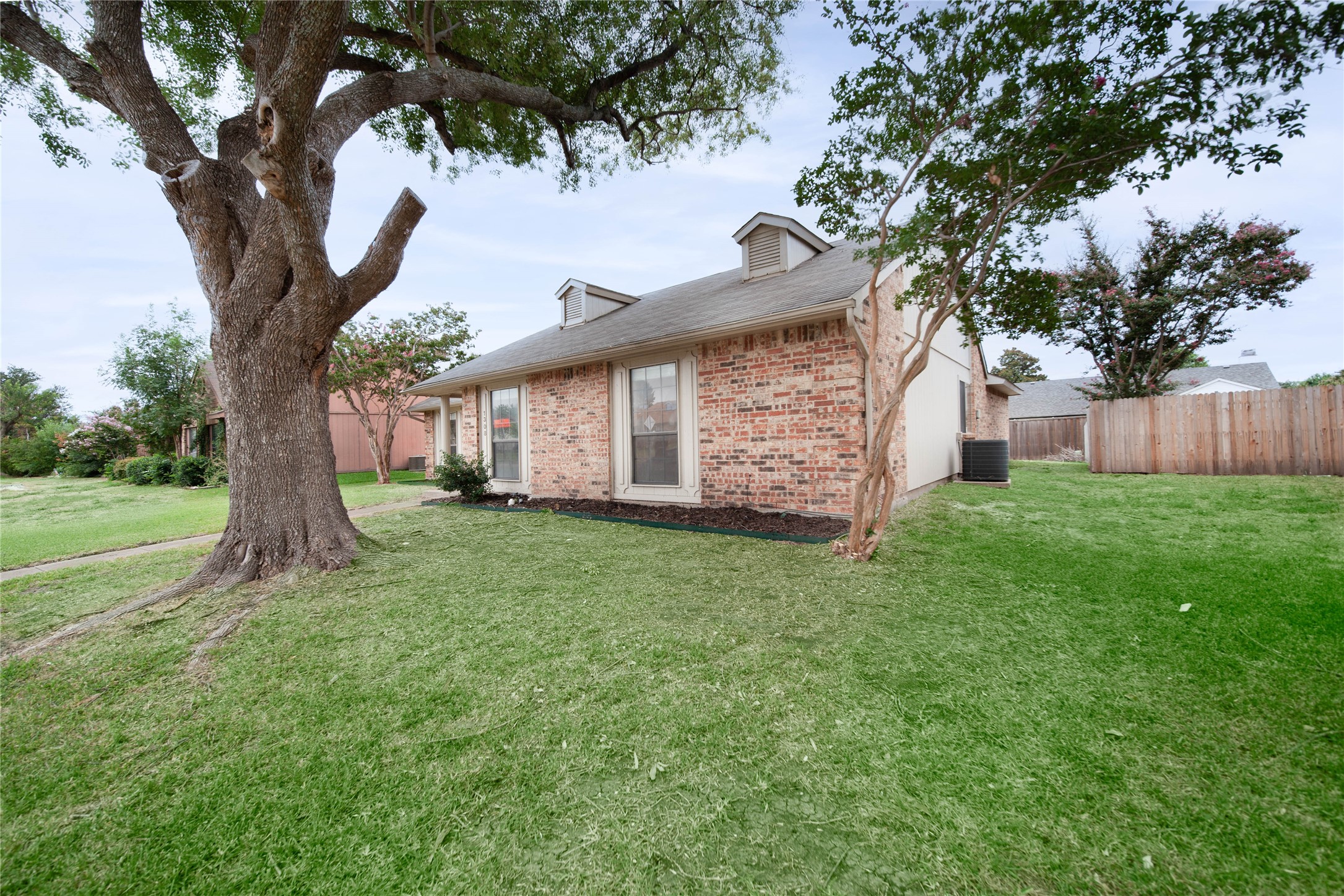 1308 Rivercrest Boulevard