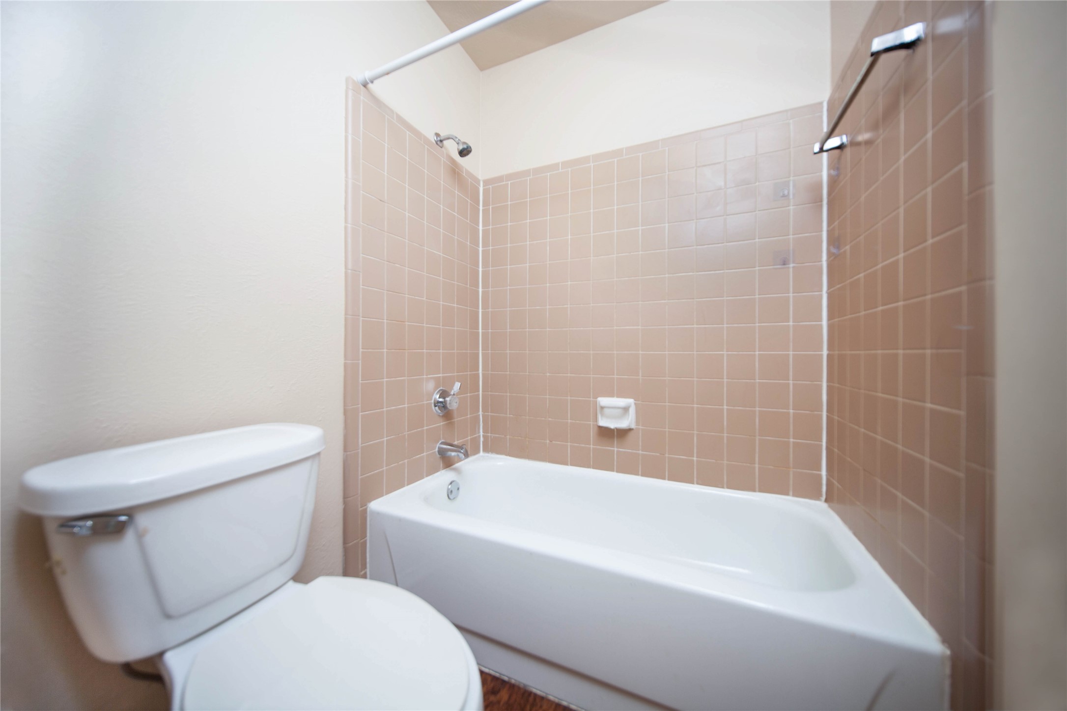 1308 Rivercrest Boulevard