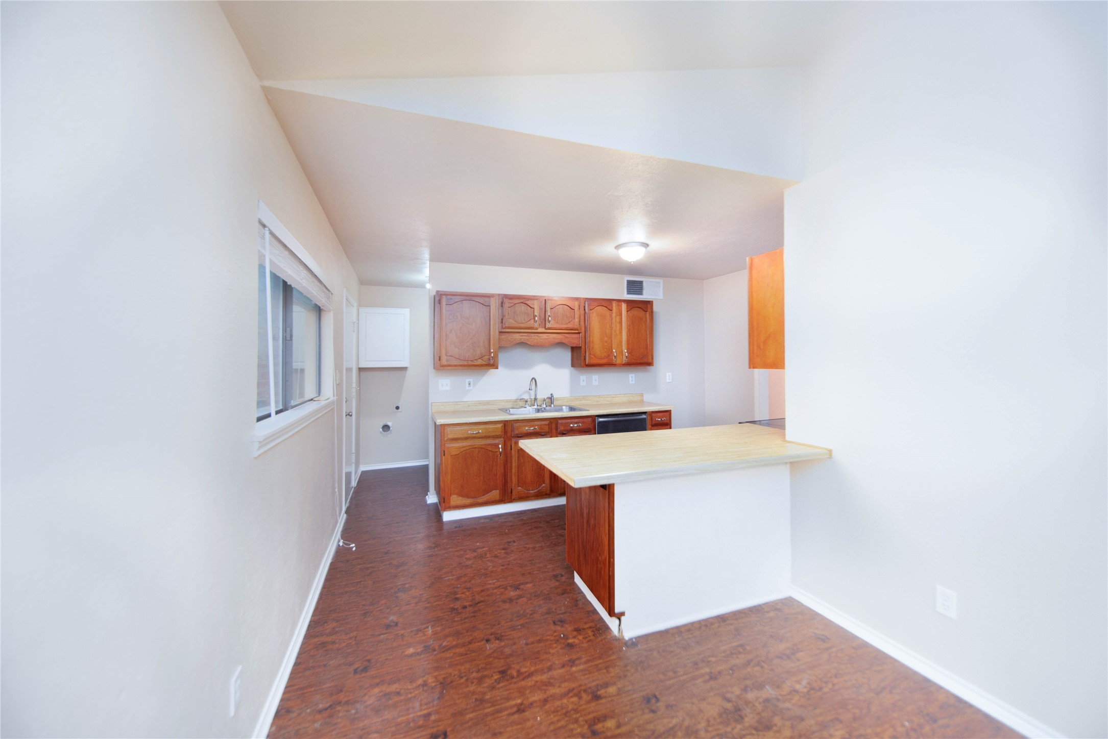 1308 Rivercrest Boulevard