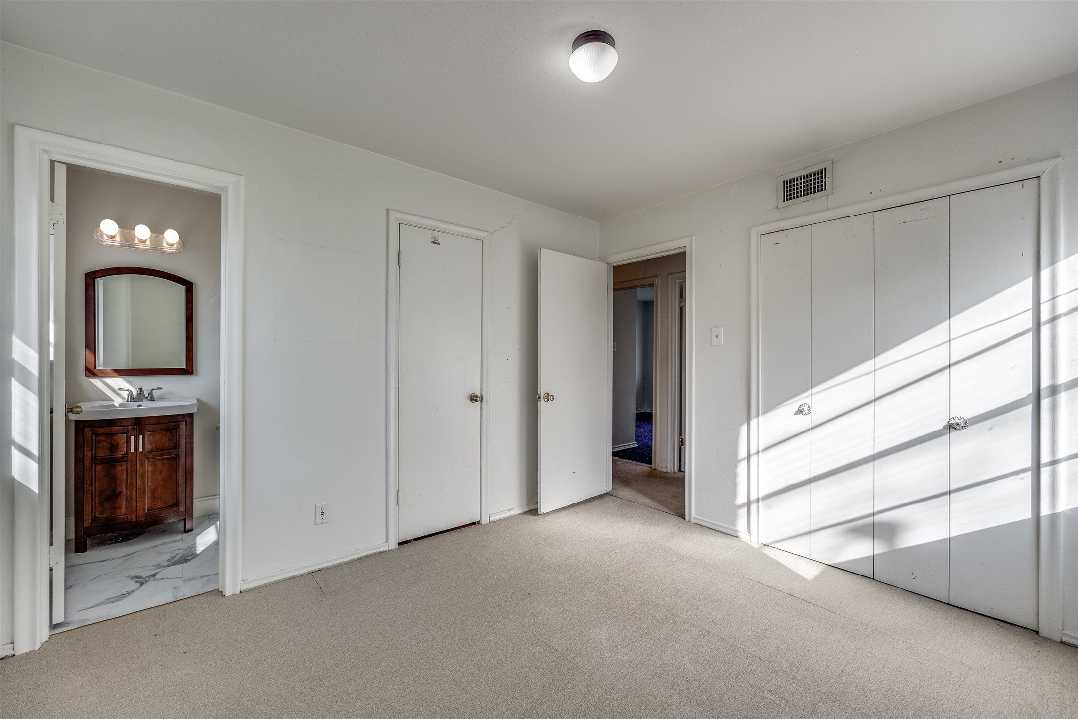 1327 Flamingo Lane