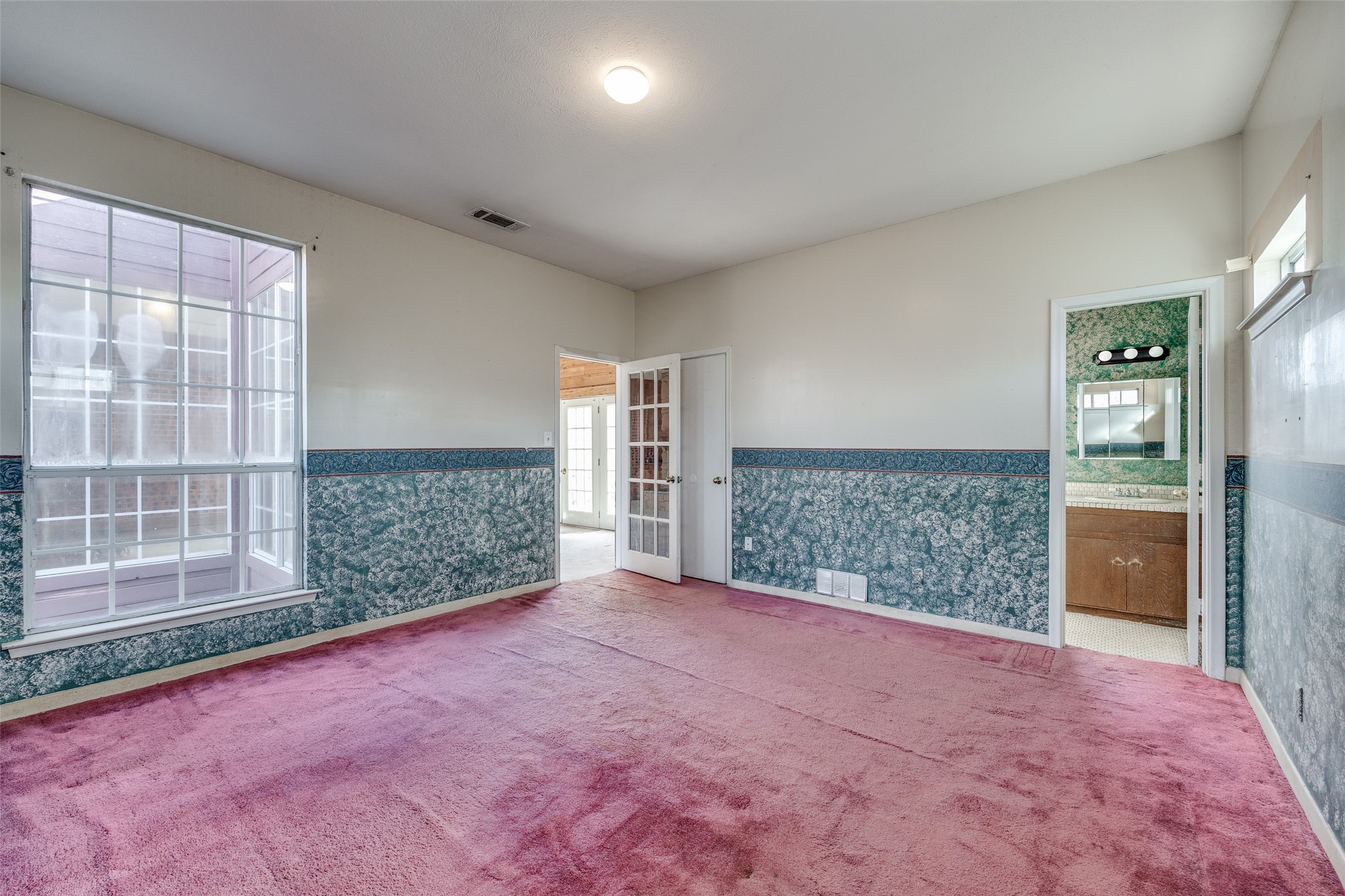 1327 Flamingo Lane