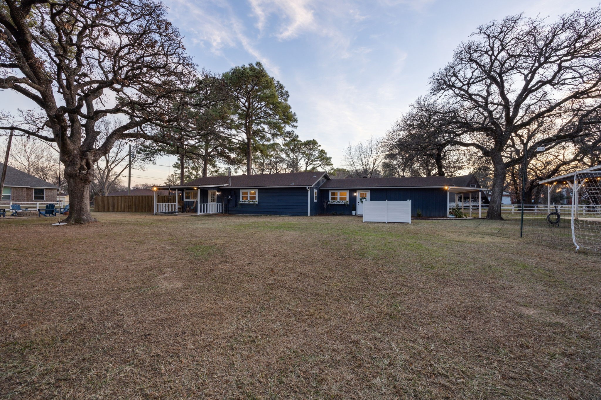 6612 Lakeside Drive