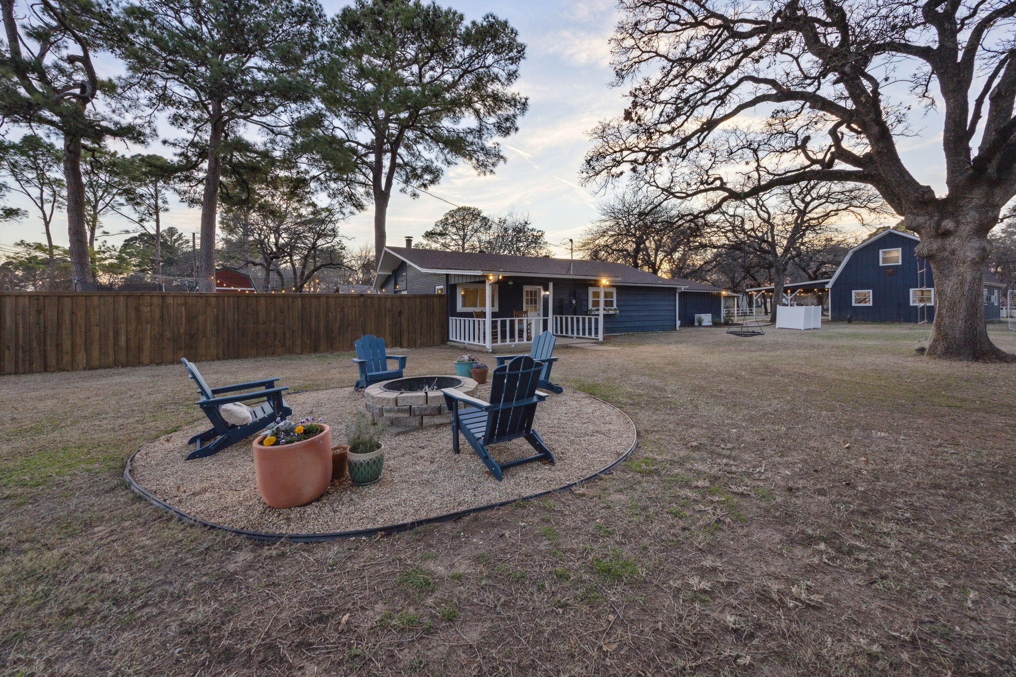 6612 Lakeside Drive