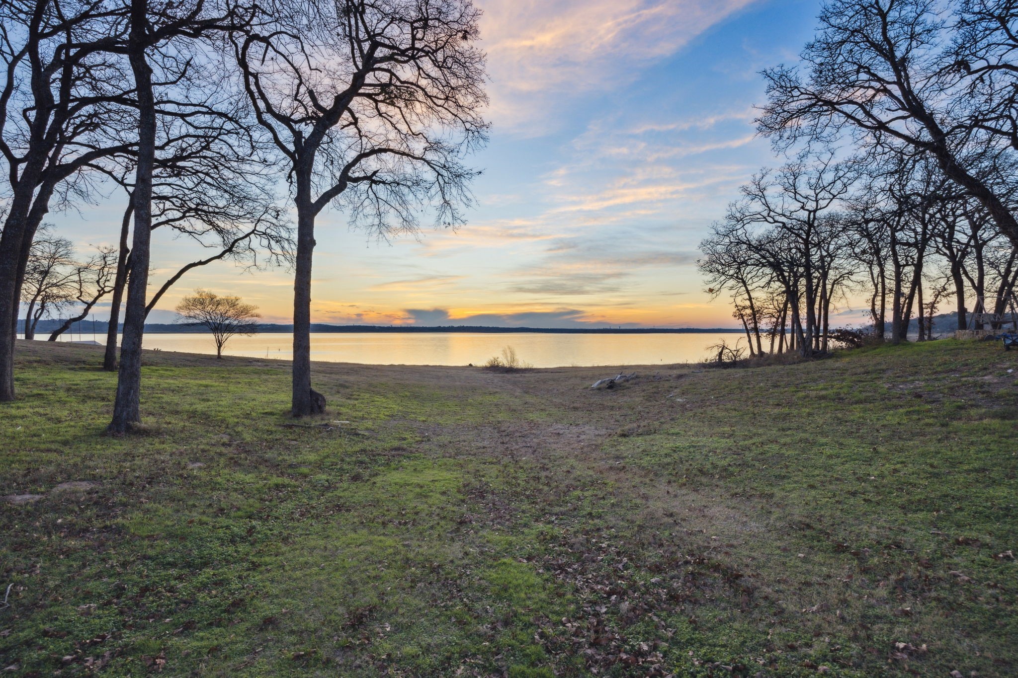 6612 Lakeside Drive