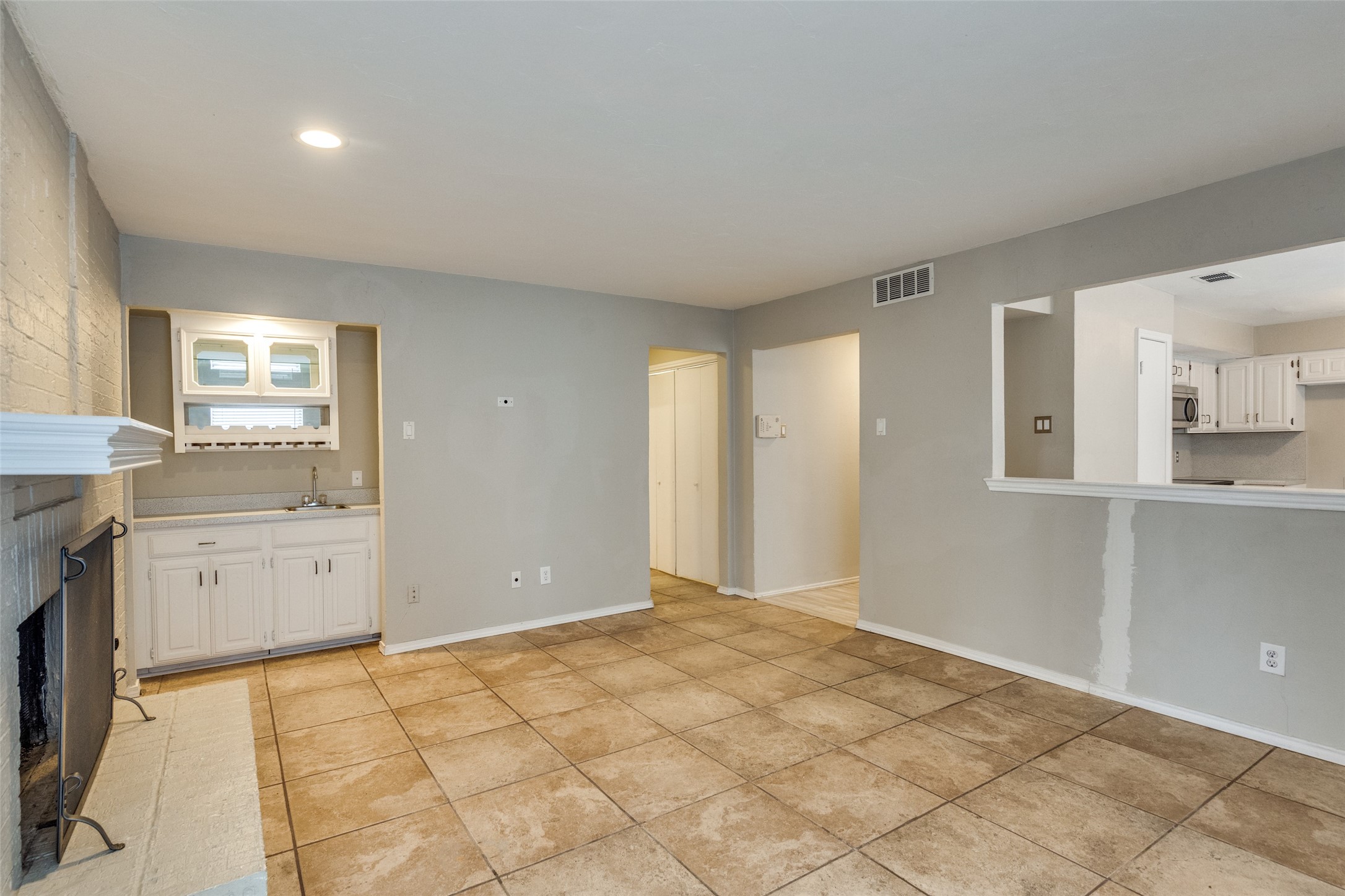 4536 Cleveland Drive