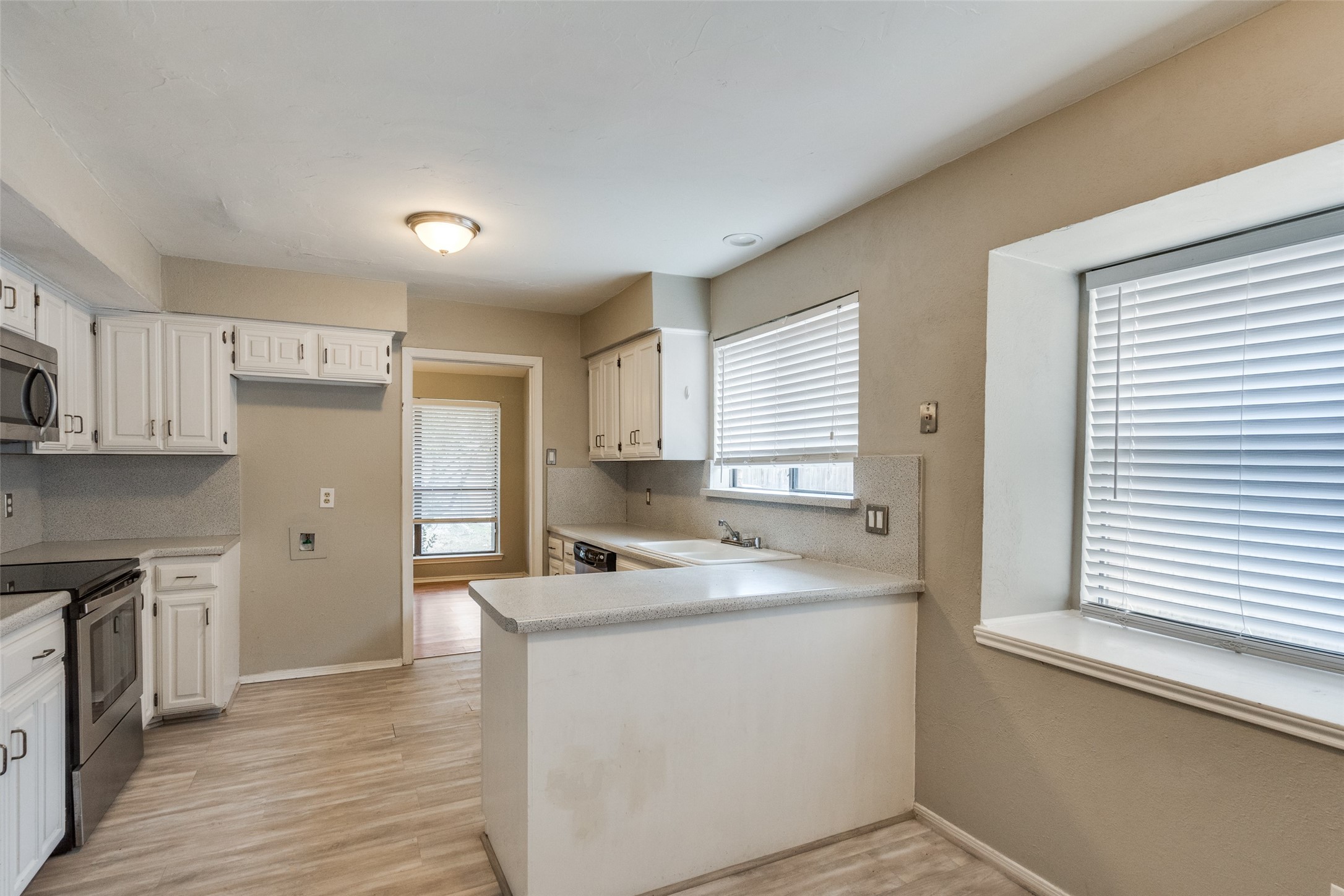 4536 Cleveland Drive