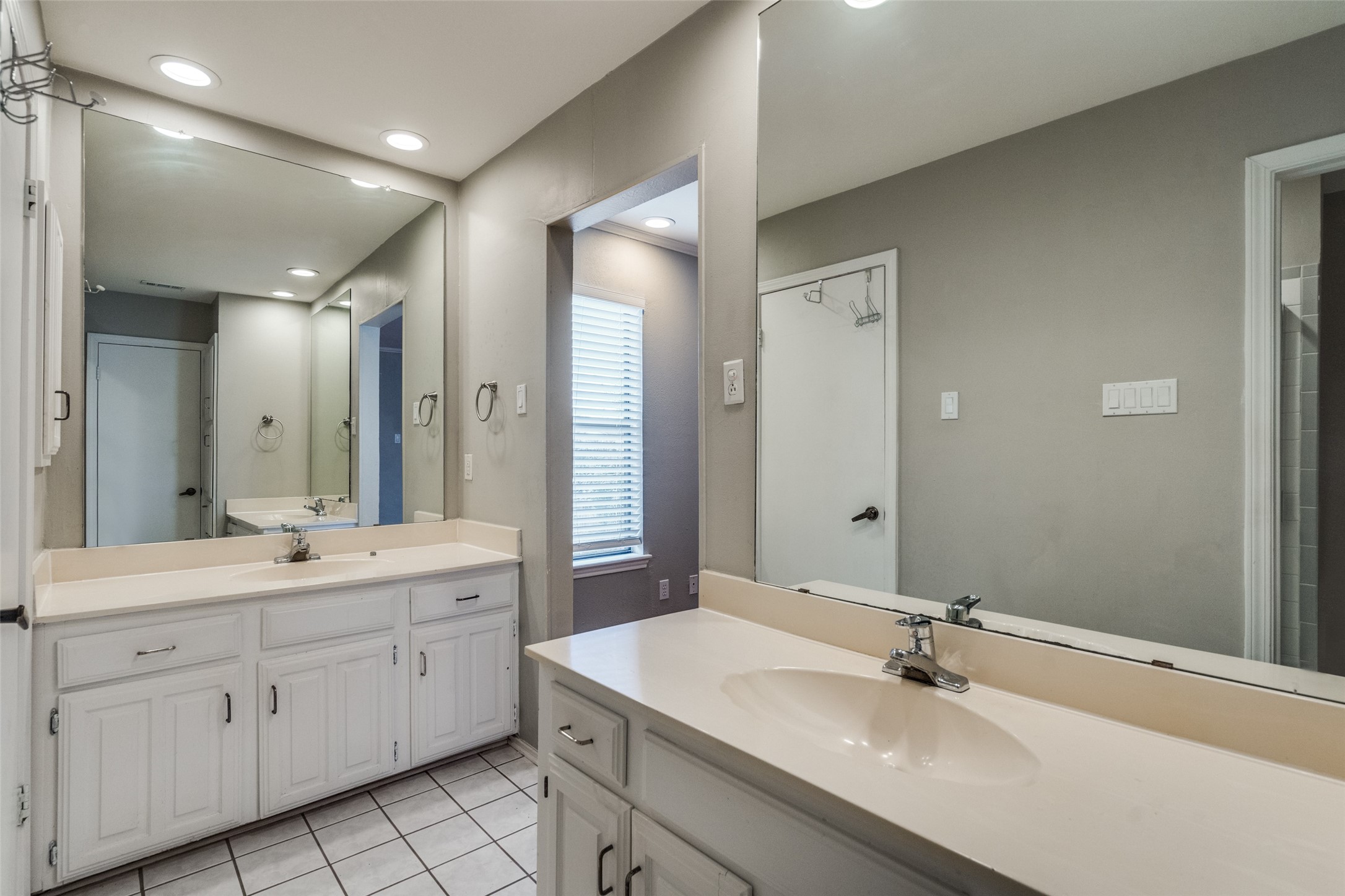 4536 Cleveland Drive