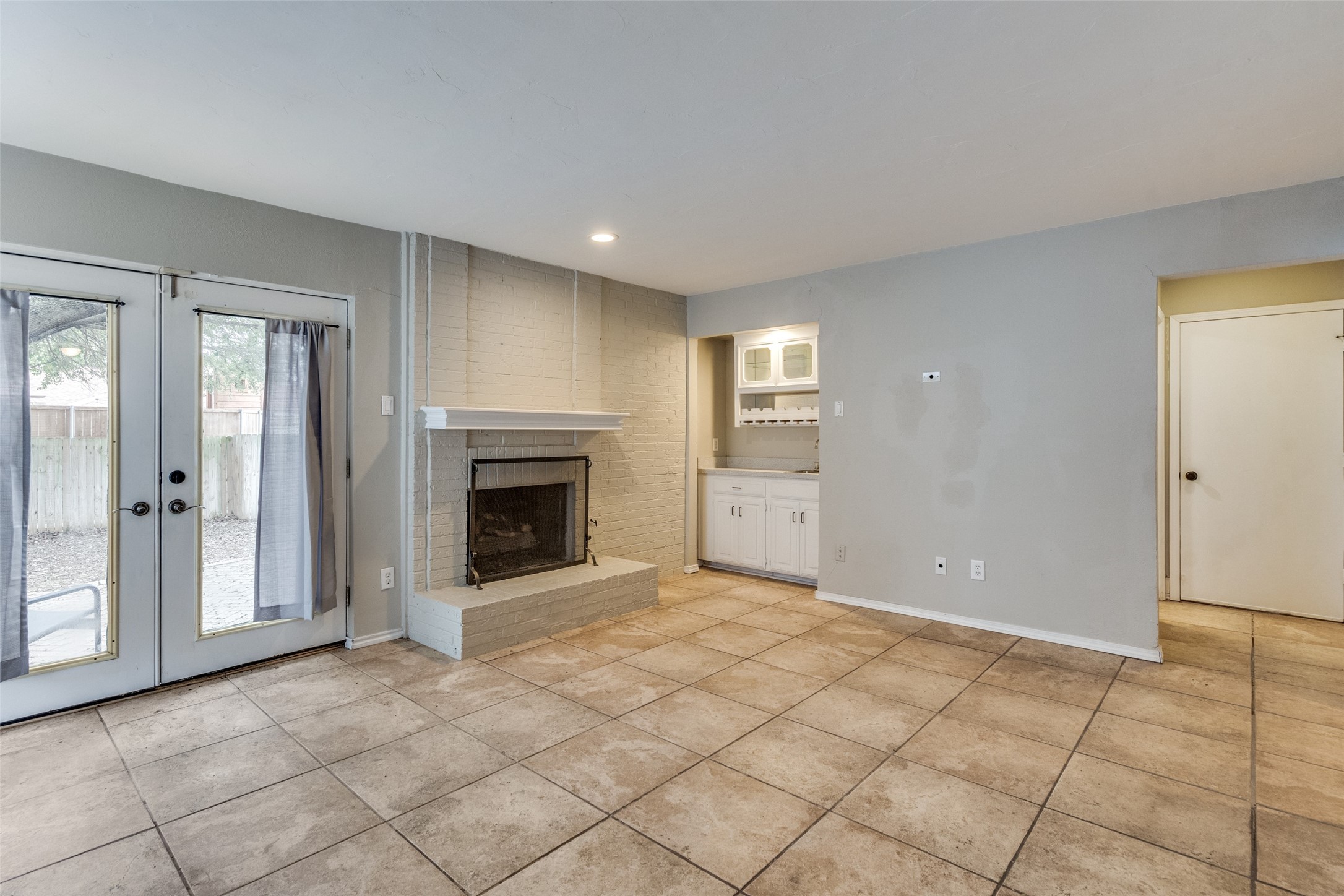 4536 Cleveland Drive