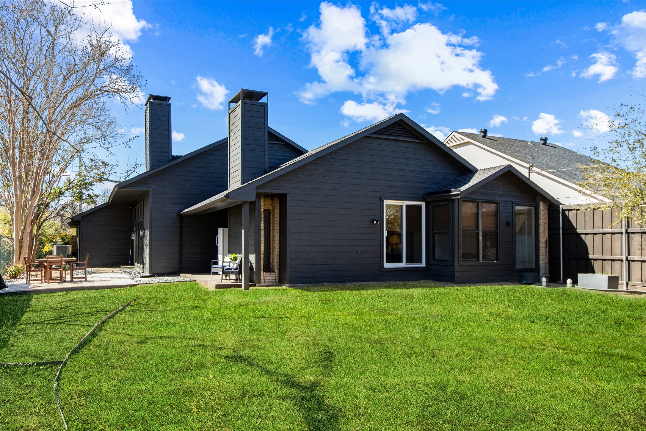 7102 Abrams Road