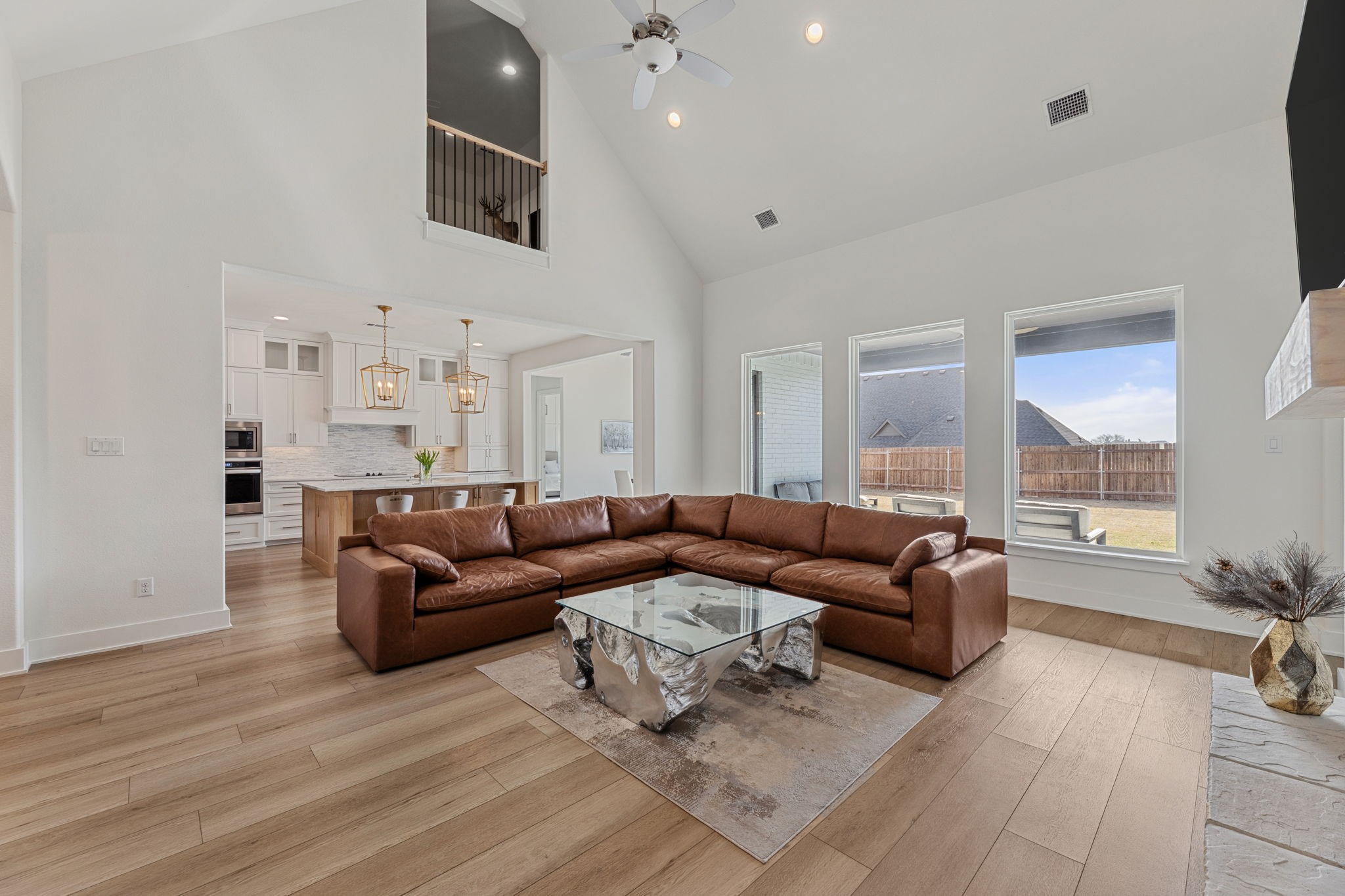 3930 Monterrey Oak Way