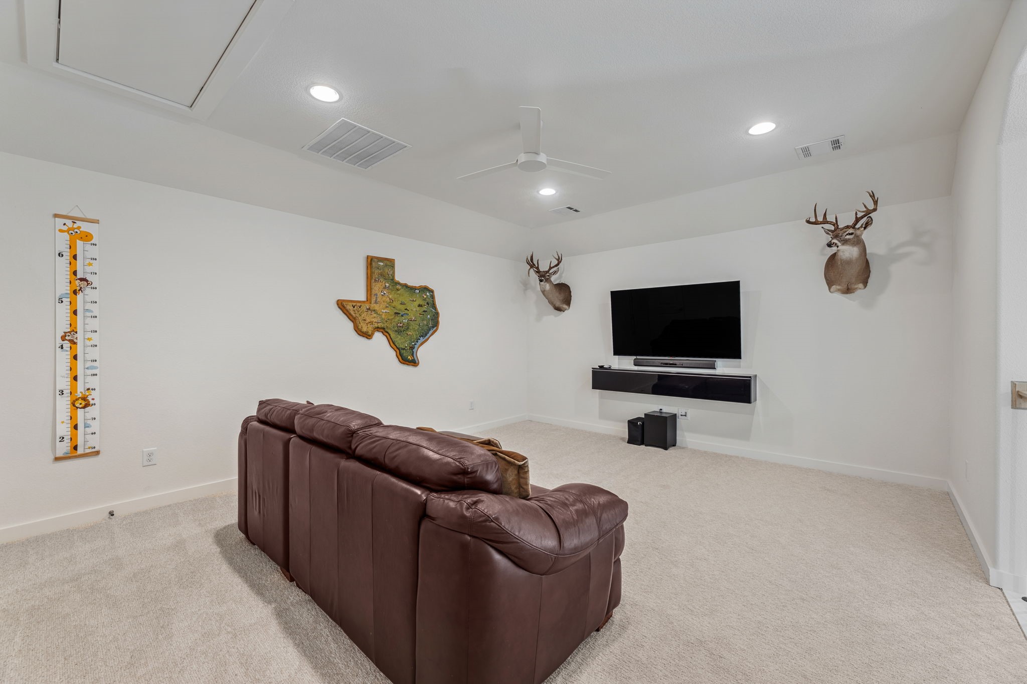 3930 Monterrey Oak Way