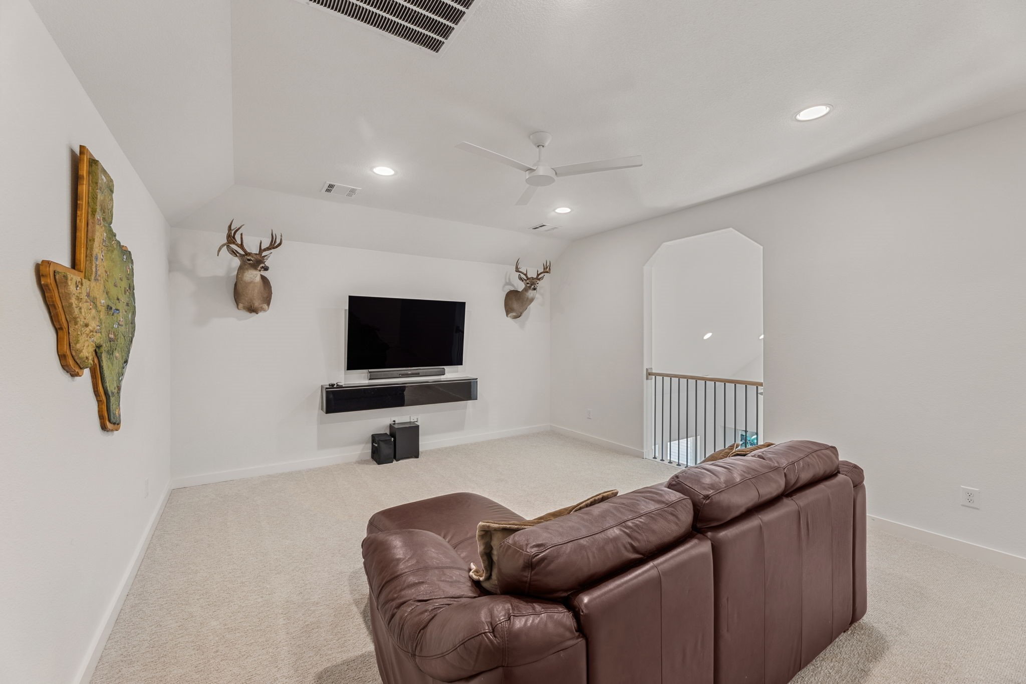 3930 Monterrey Oak Way