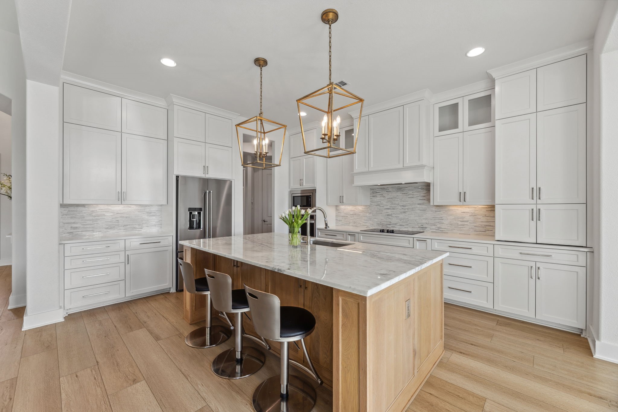 3930 Monterrey Oak Way