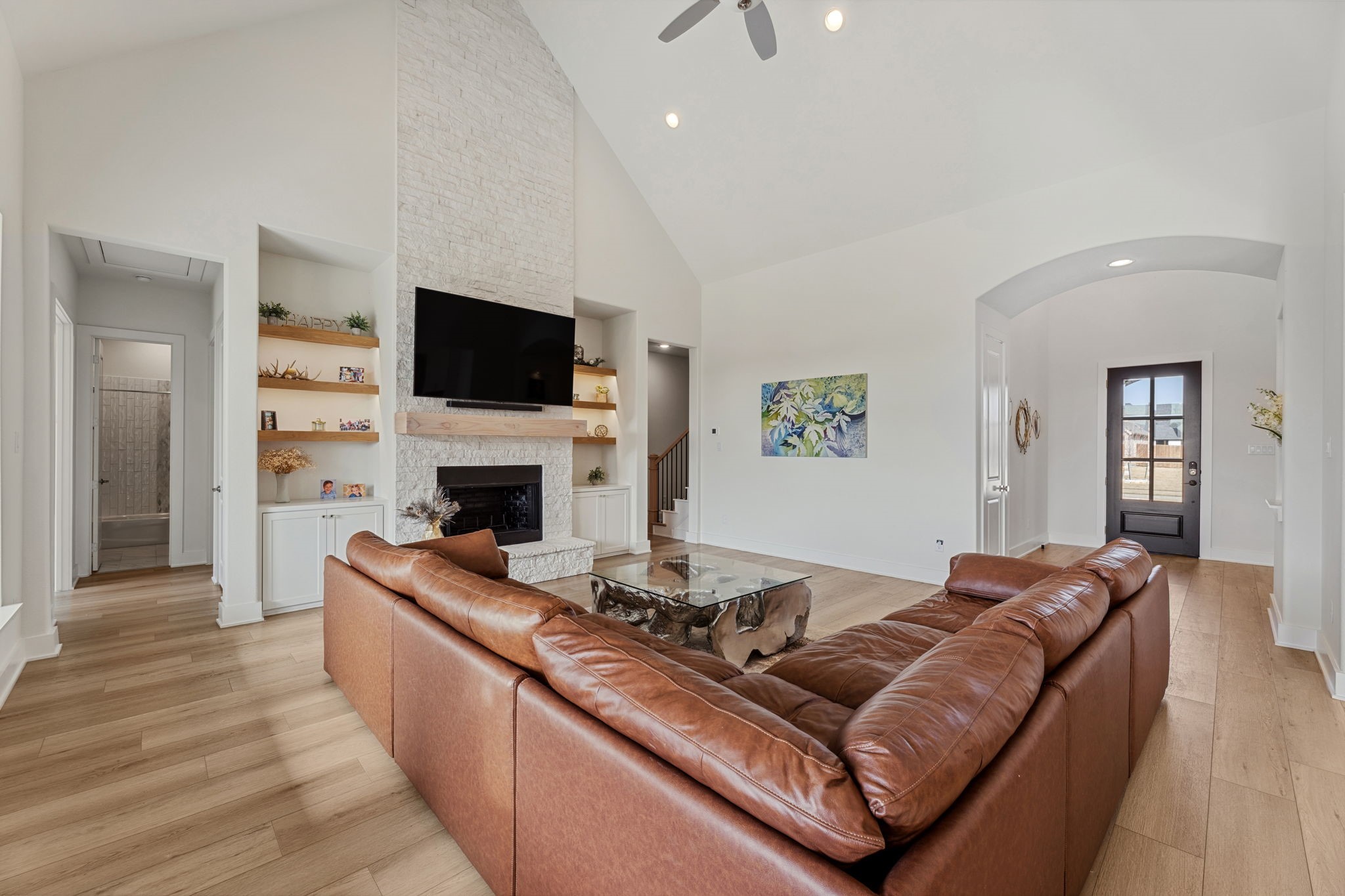 3930 Monterrey Oak Way