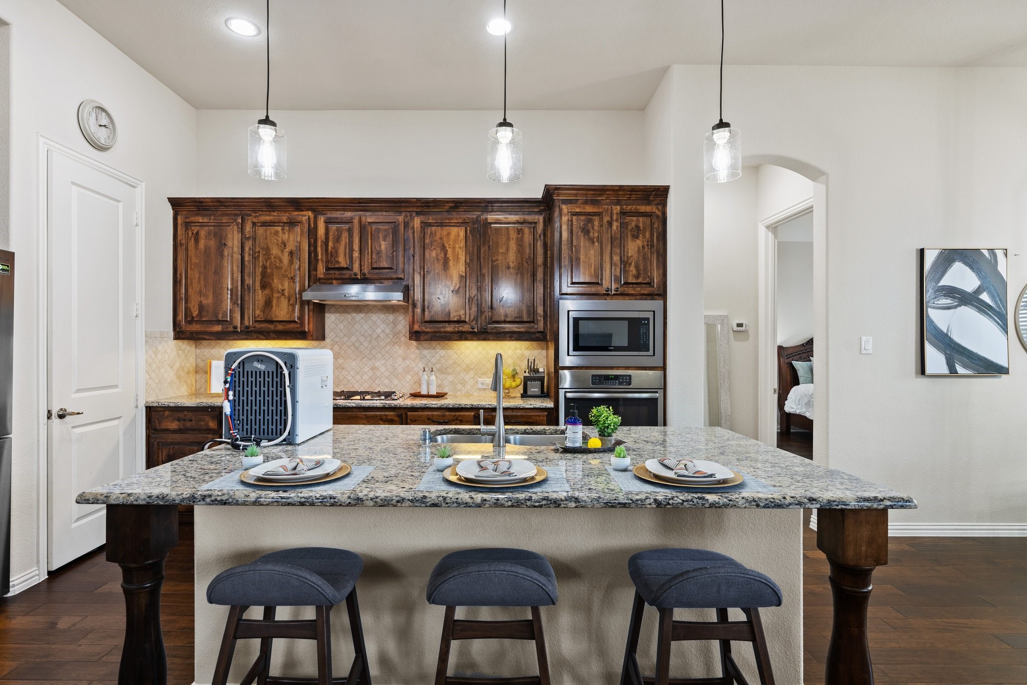10912 Capri Drive