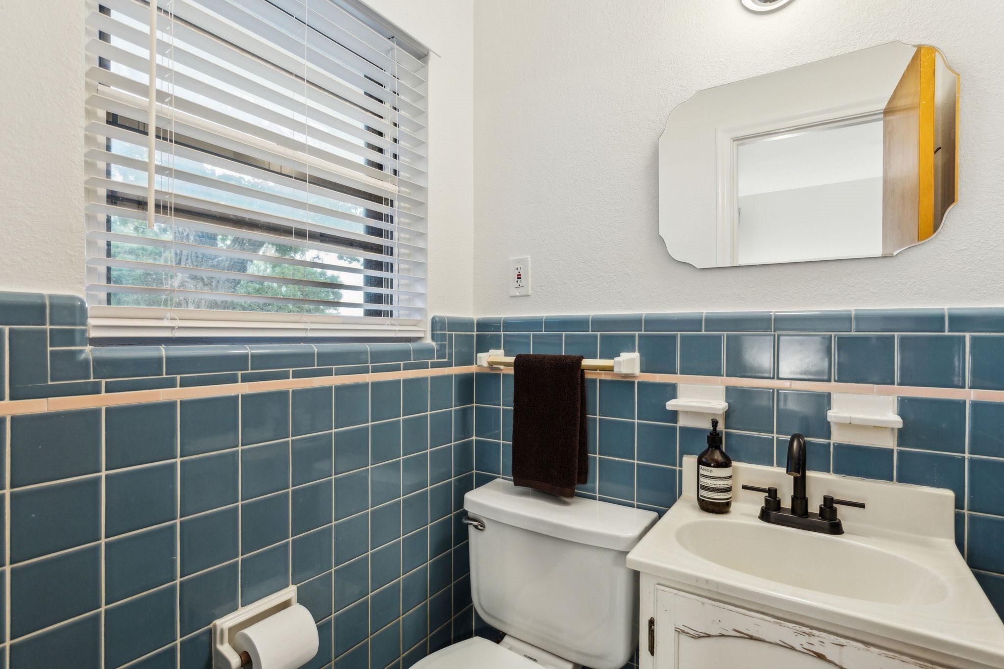 3351 Santa Teresa Avenue