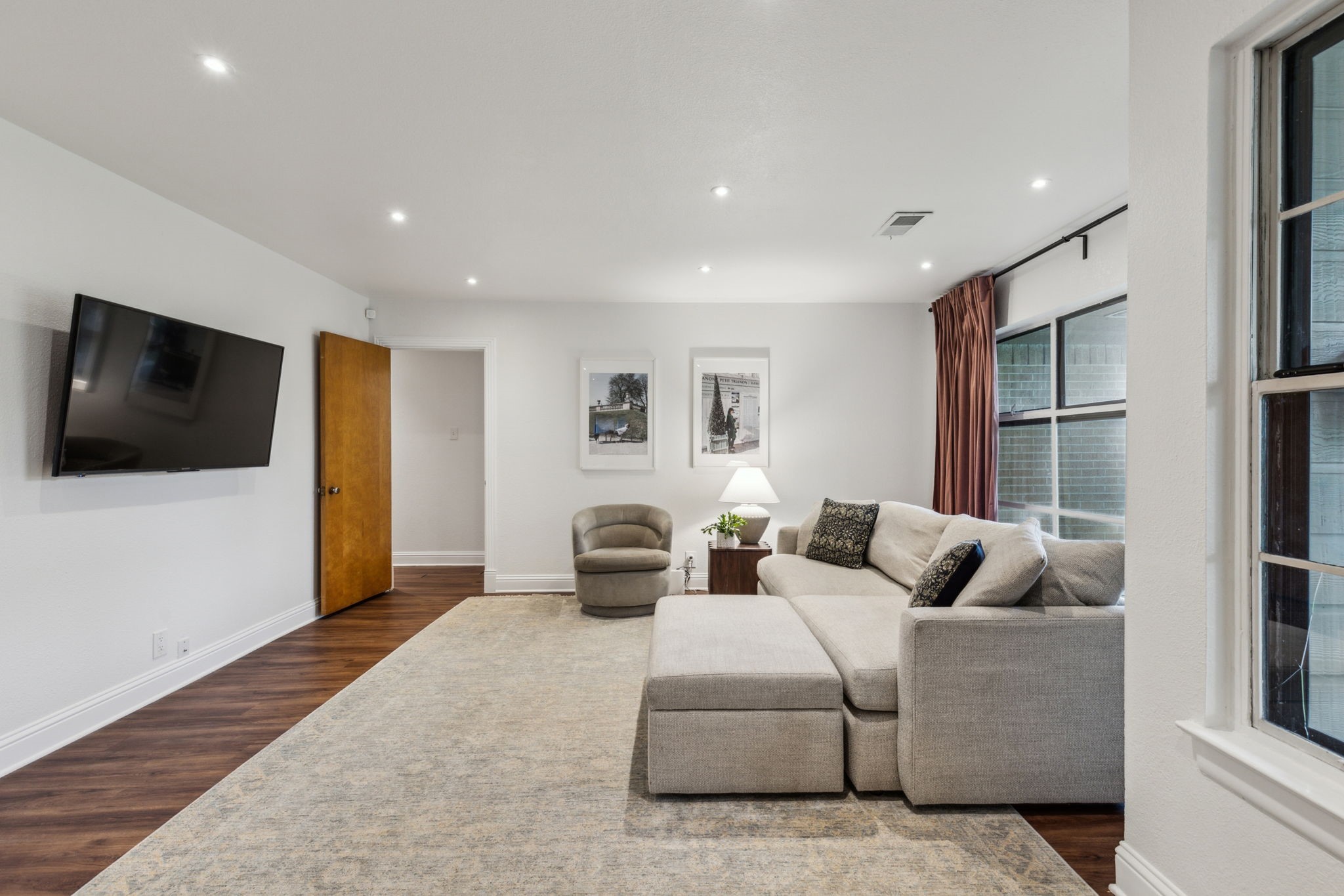 3351 Santa Teresa Avenue