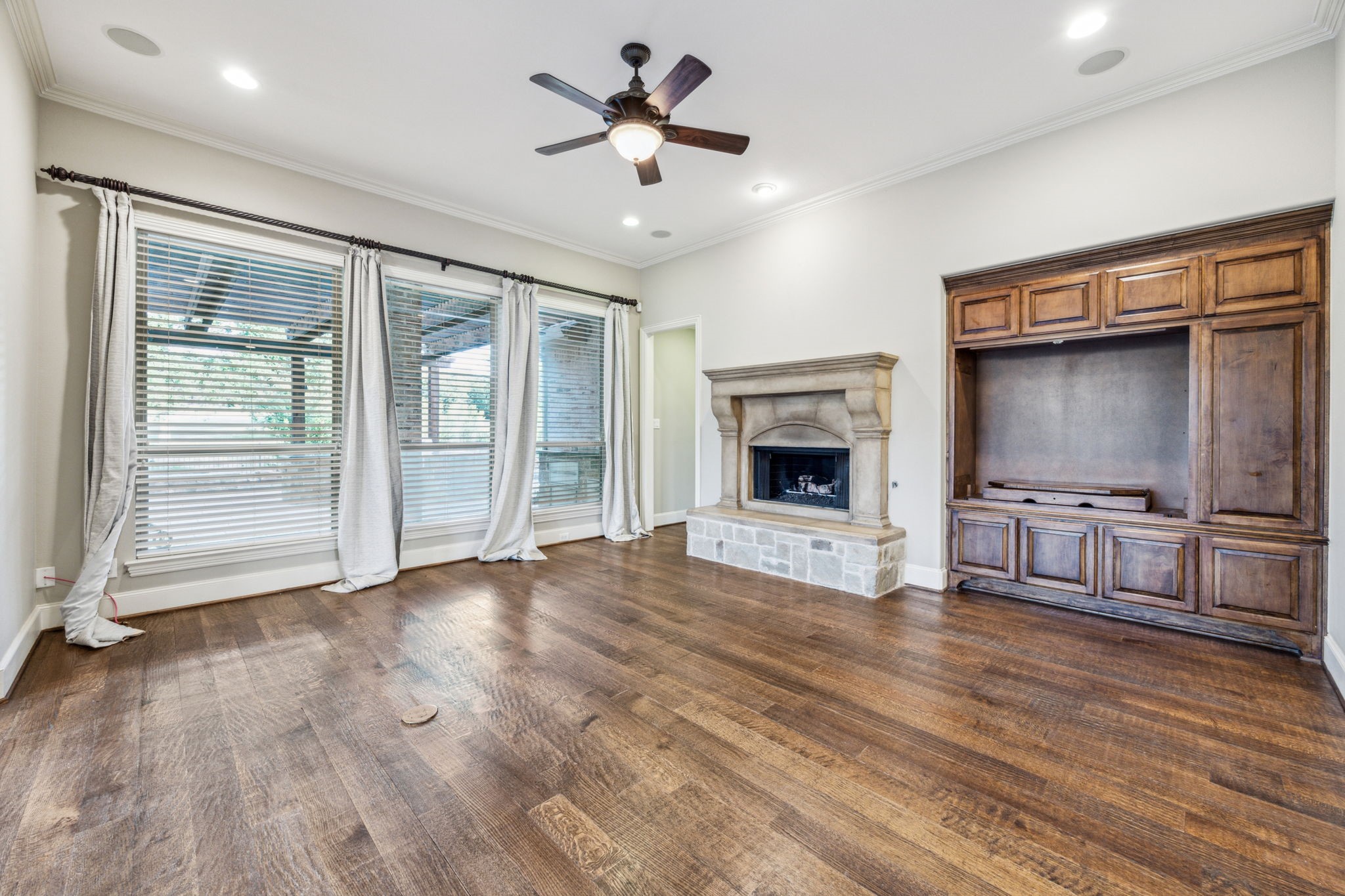 8620 Canyon Crossing