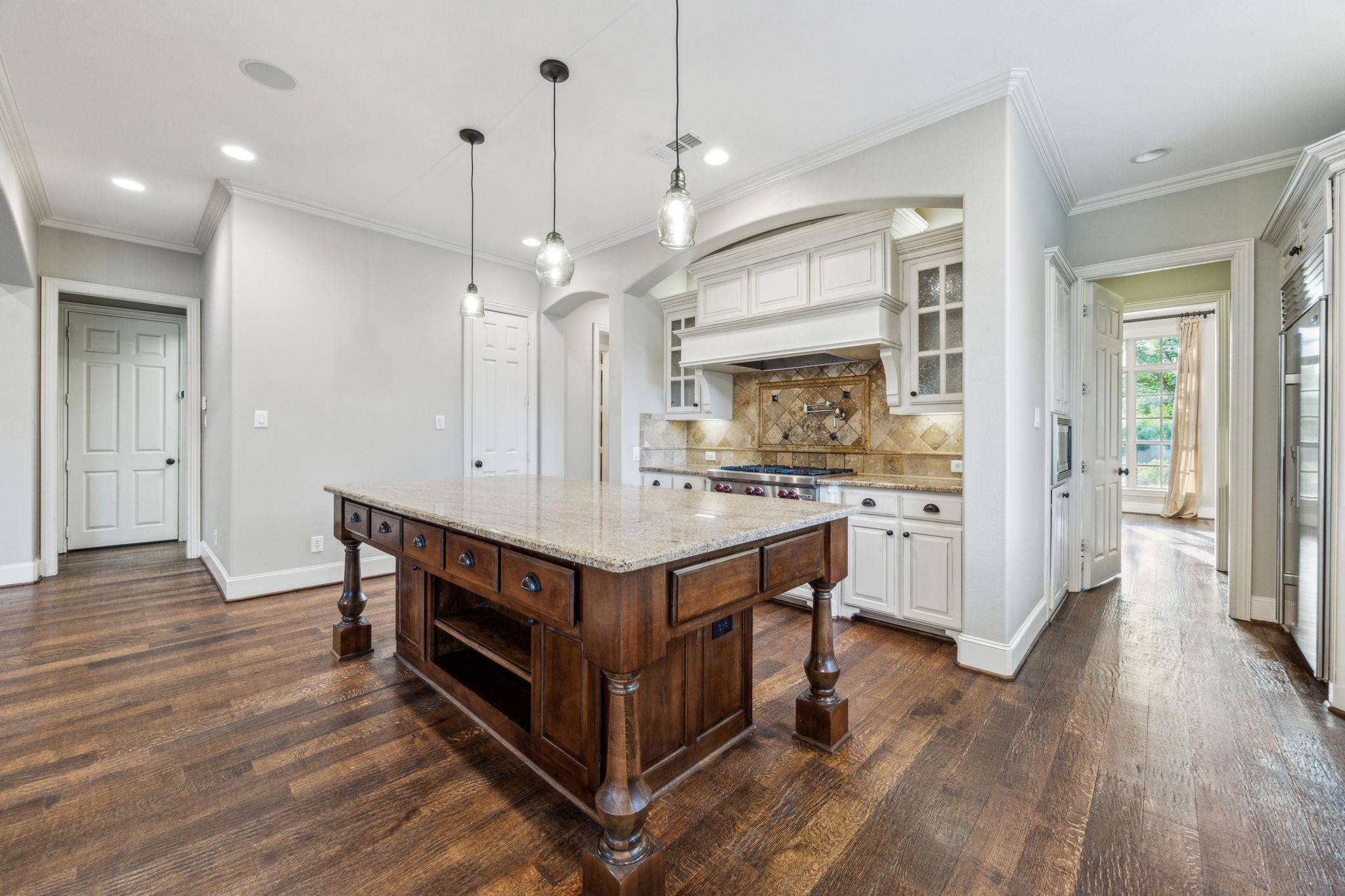 8620 Canyon Crossing