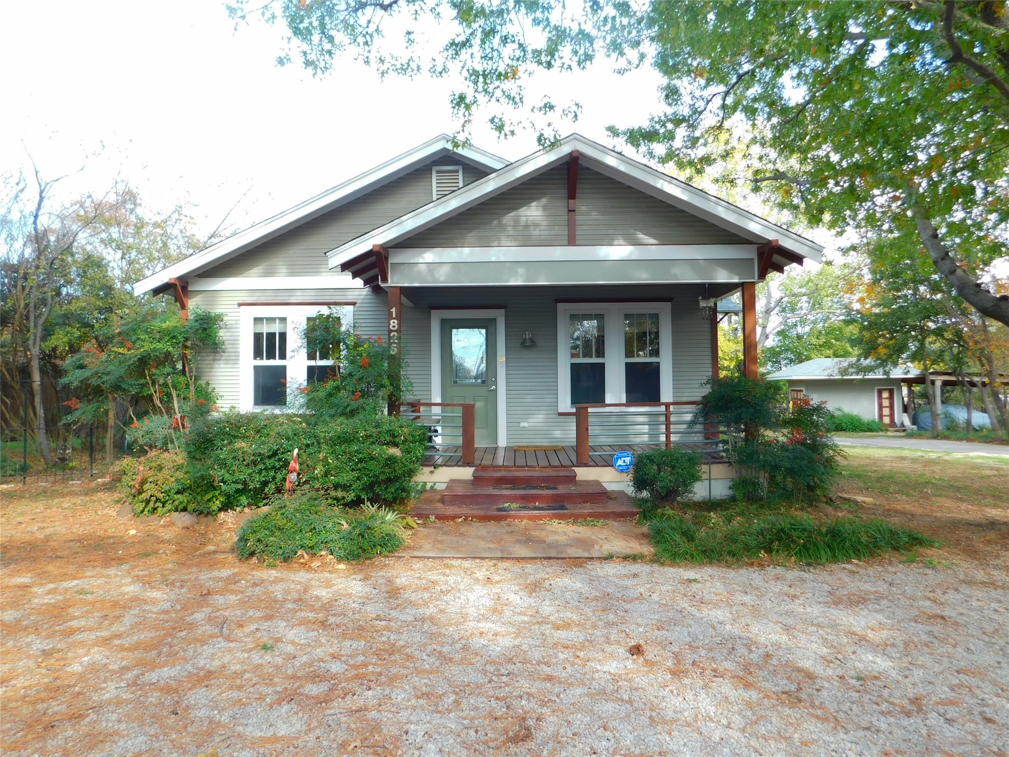 1825 Audra Lane