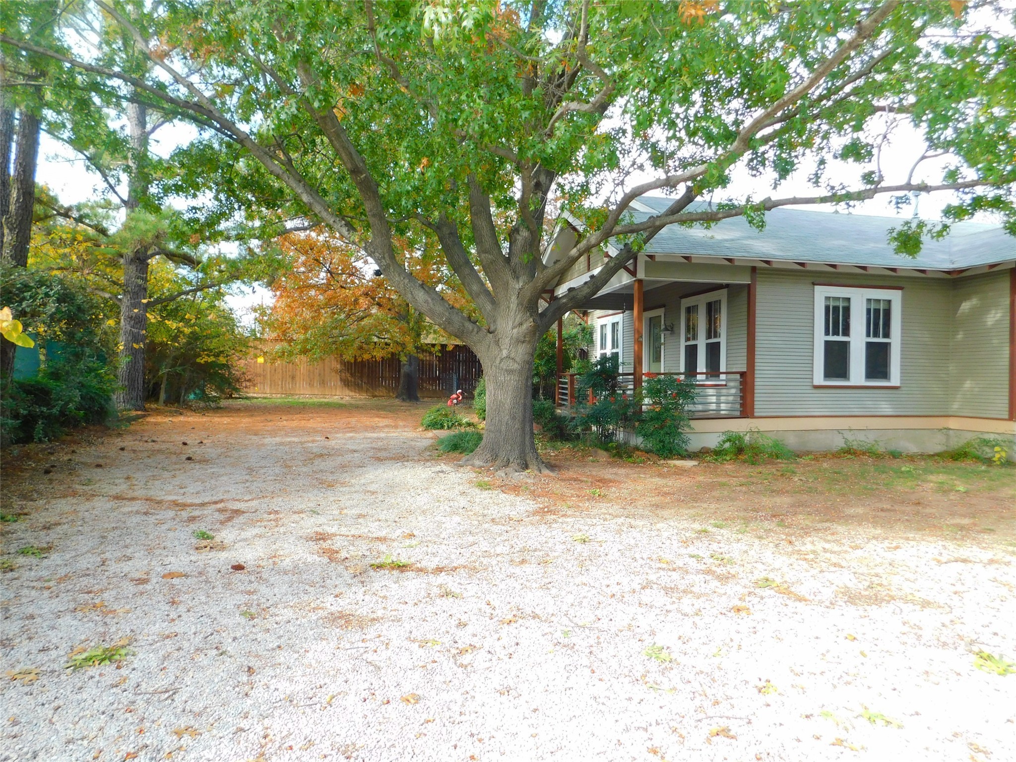 1825 Audra Lane
