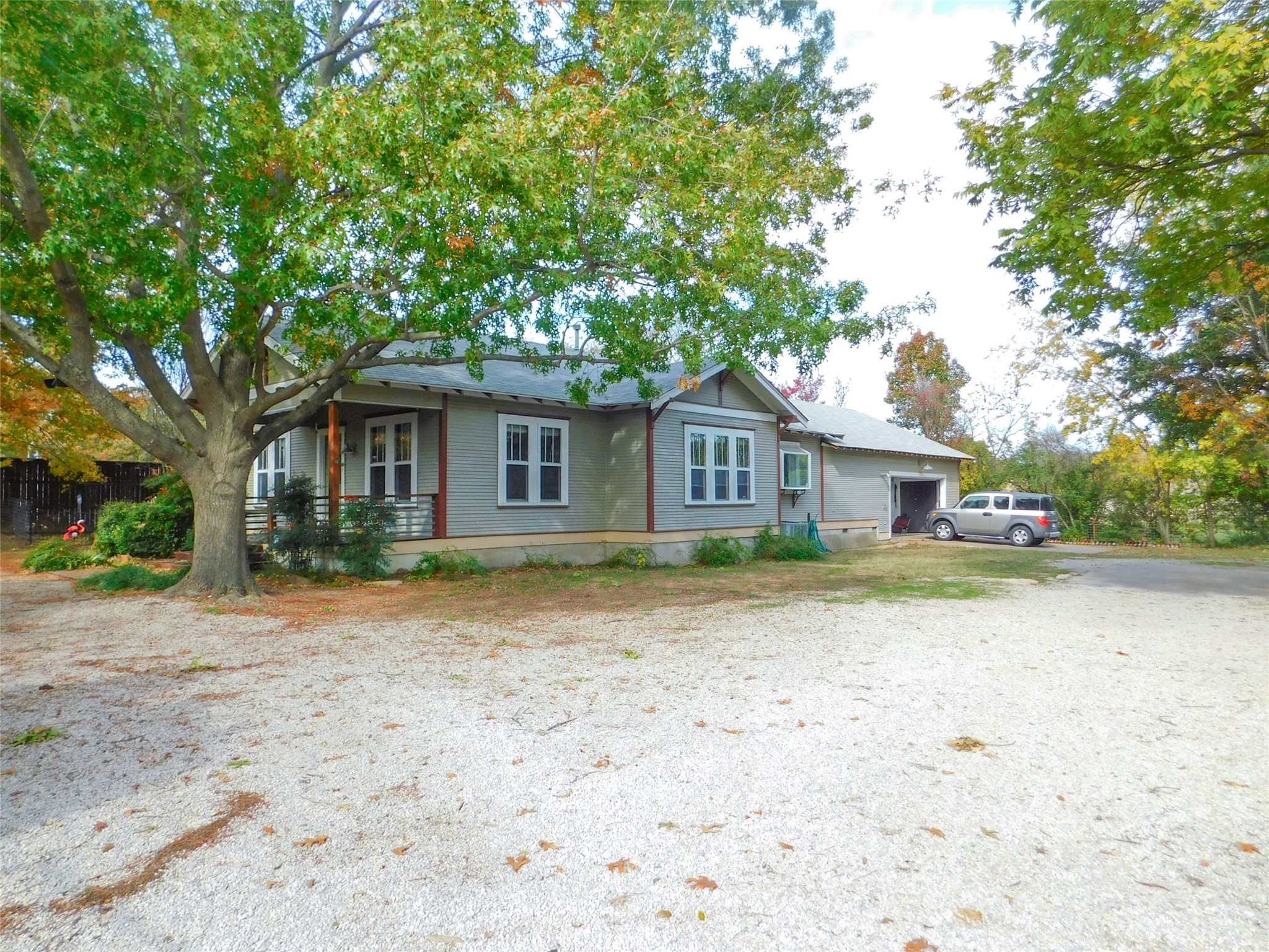 1825 Audra Lane
