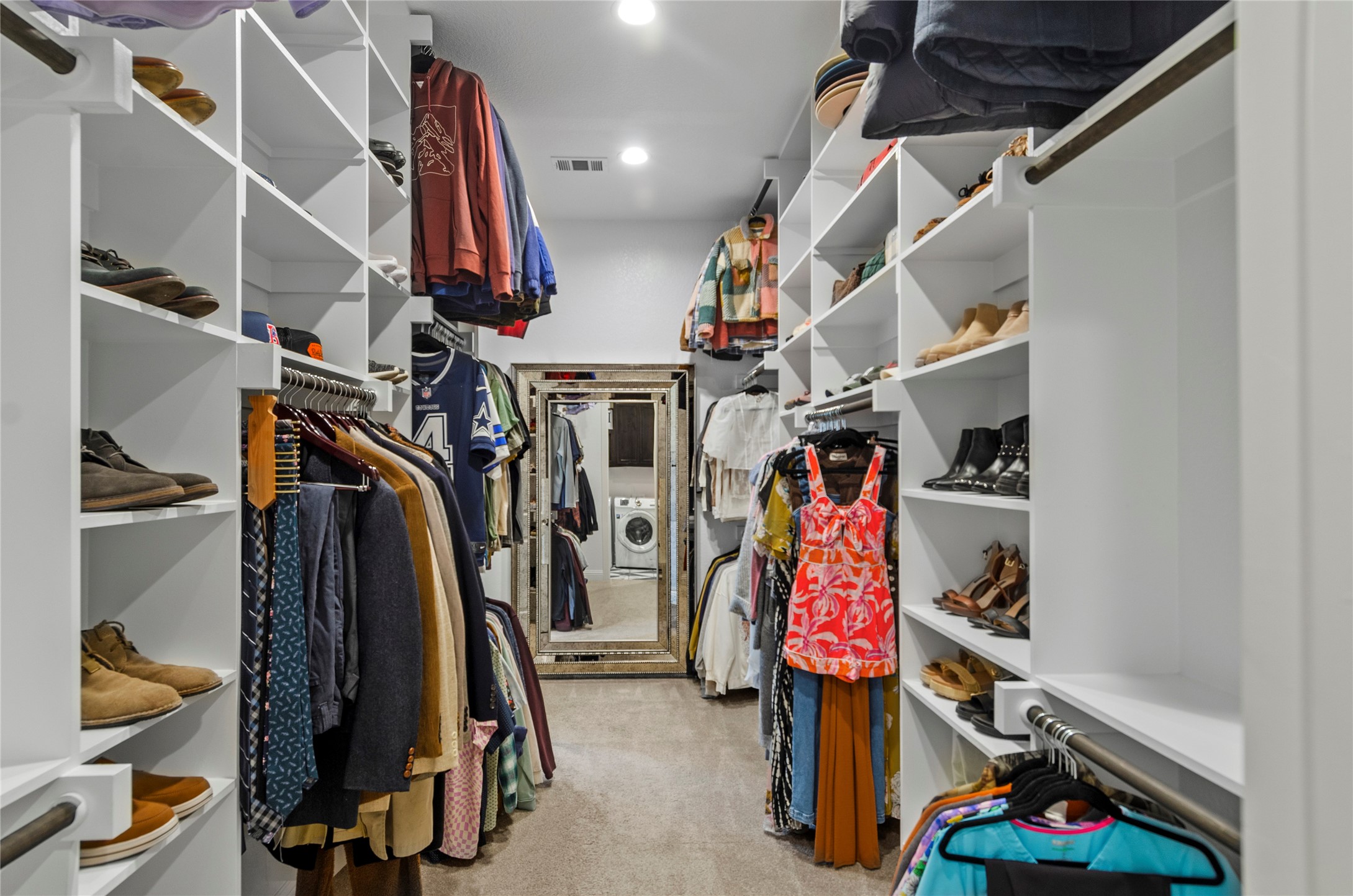 1407 Isabella Court