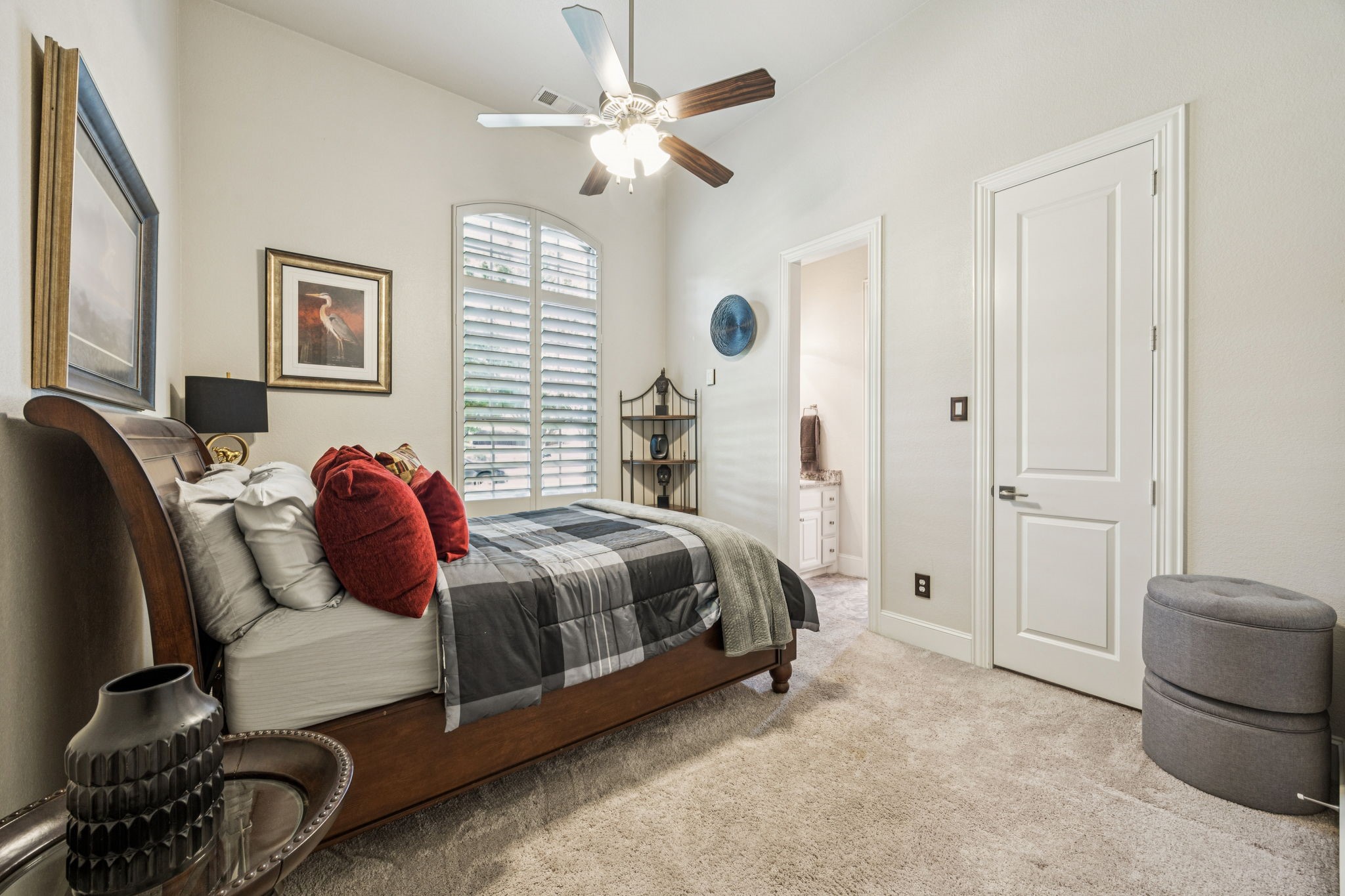 3616 Millbank