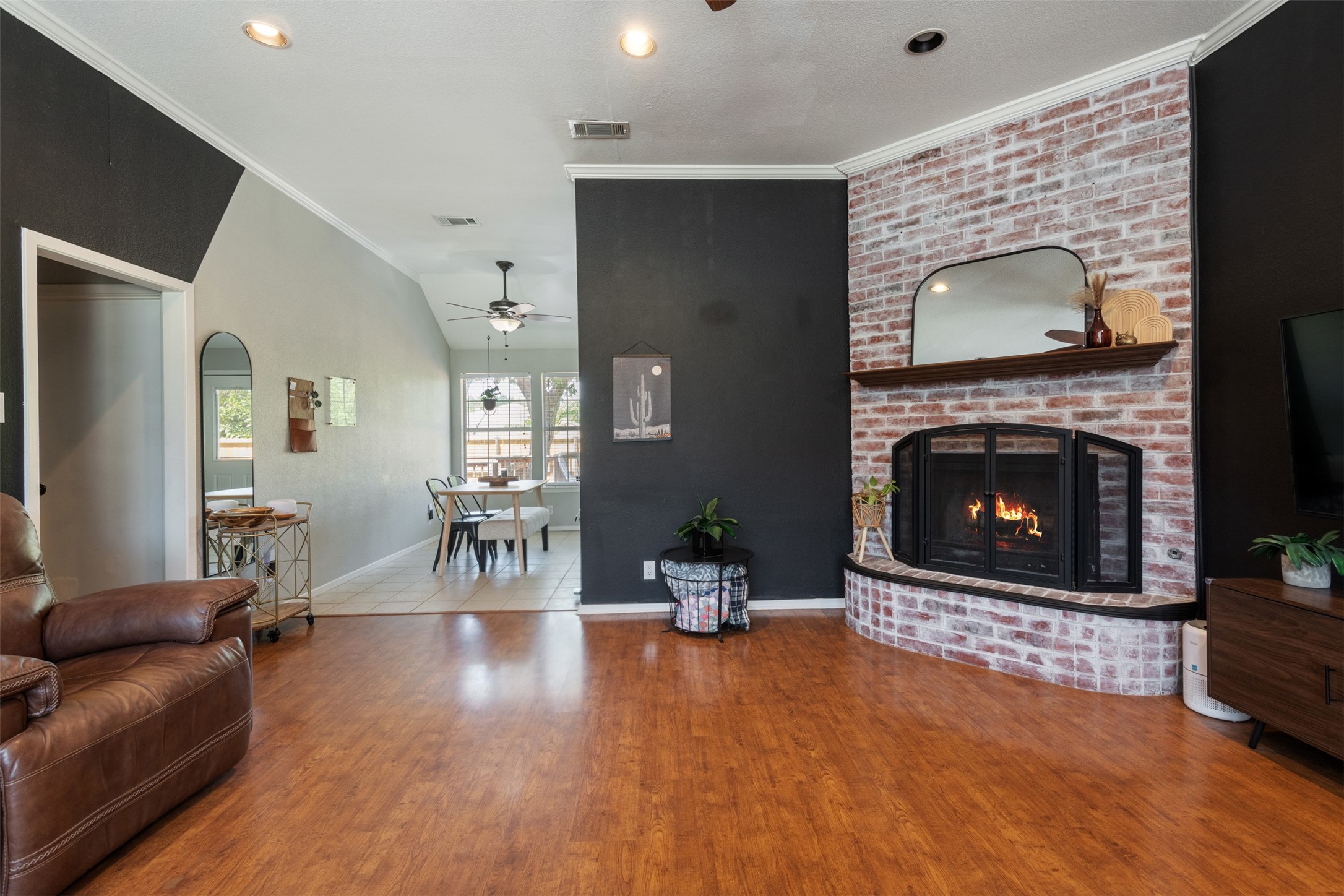 304 W Windsor Drive